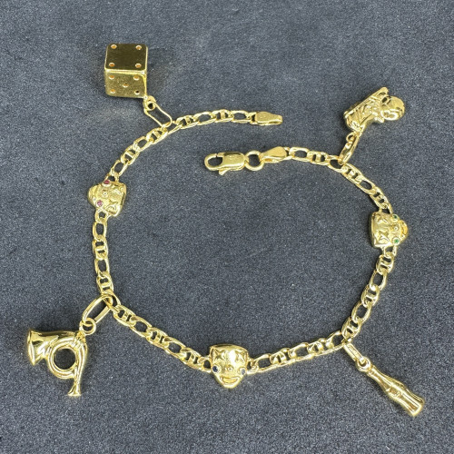 รหัส 63423 สร้อยข้อมือ ทอง18K ลูกเต๋า ทรัมเป็ต ขวดแก้ว รองเท้ารักบี้ ตุ้งติ้ง คั่นหน้ากาก ความยาว 18.00 ซม. นน.