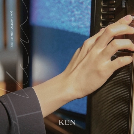 ( Pre-Order ) KEN ( Vixx ) 1st Mini Album GREETING + Poster วางจำหน่าย 21 / 5 / 2020
