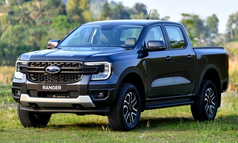 แท้ศูนย์ กรองเครื่อง ไส้กรองกระดาษ FORD RANGER 2022 T8 ปี2022-2027 ฟอร์ดแรนเจอร์ / FT4Z6731A