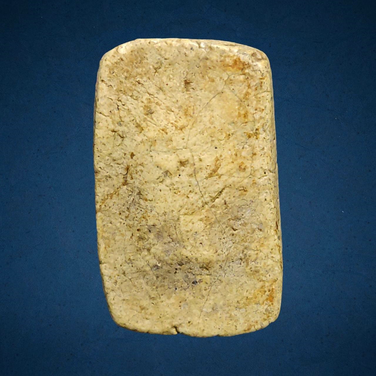 พระผงขุดสระพิมพ์เล็ก หลวงปู่เผือกวัดกิ่งแก้ว สมุทรปราการ