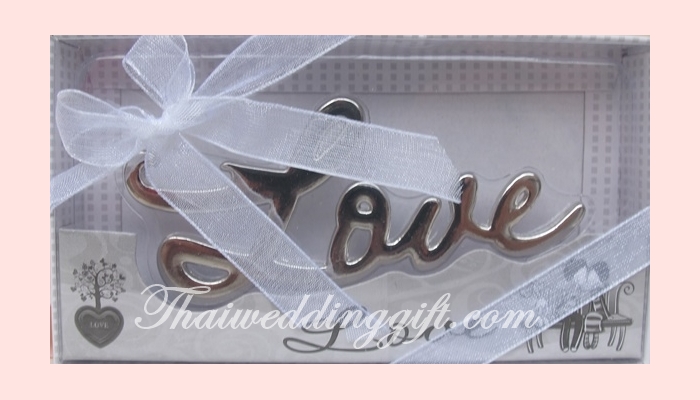 ที่เปิดขวด Love แพ็คกล่อง ผูกโบว์ พร้อมป้ายชื่อ