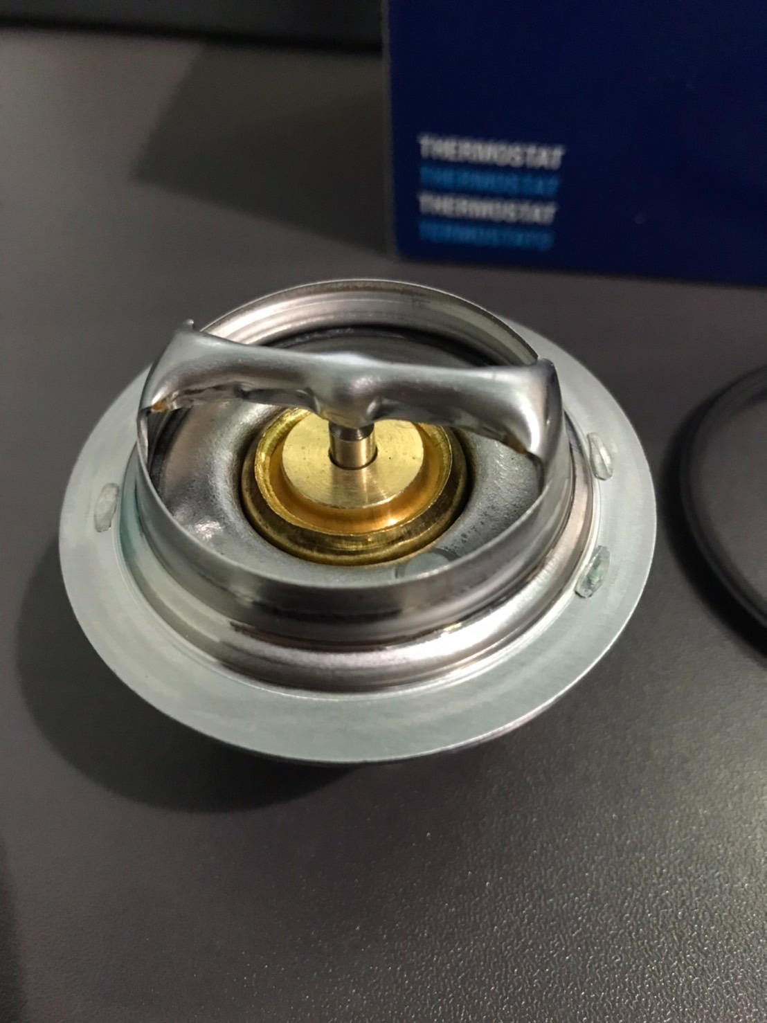 วาวล์น้ำ CHEVROLET ZAFIRA 2.2 /MAHLE TX12282