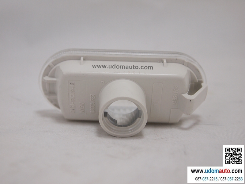 ไฟเลี้ยวข้างบังโคลน FOCUS / #13K309