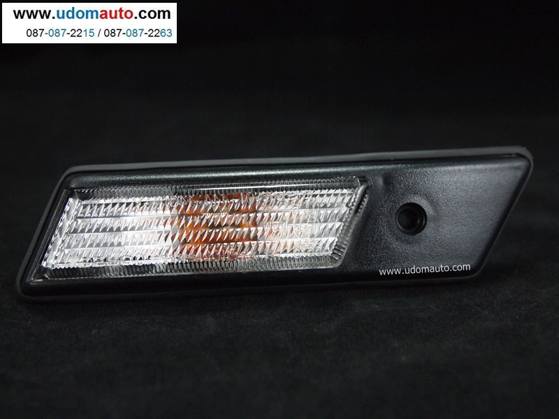 ไฟเลี้ยวข้าง BMW E36 สีขาวมาตรฐาน