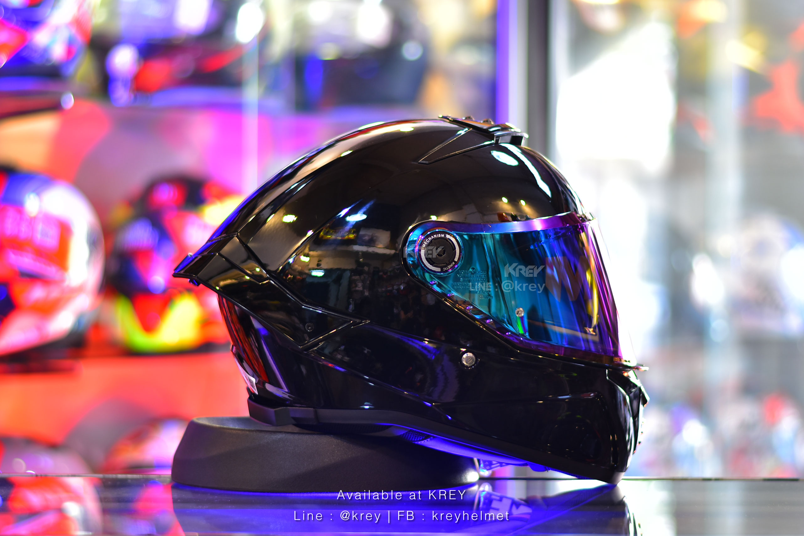 MT model THUNDER 4 SV PURE GLOSS BLACK