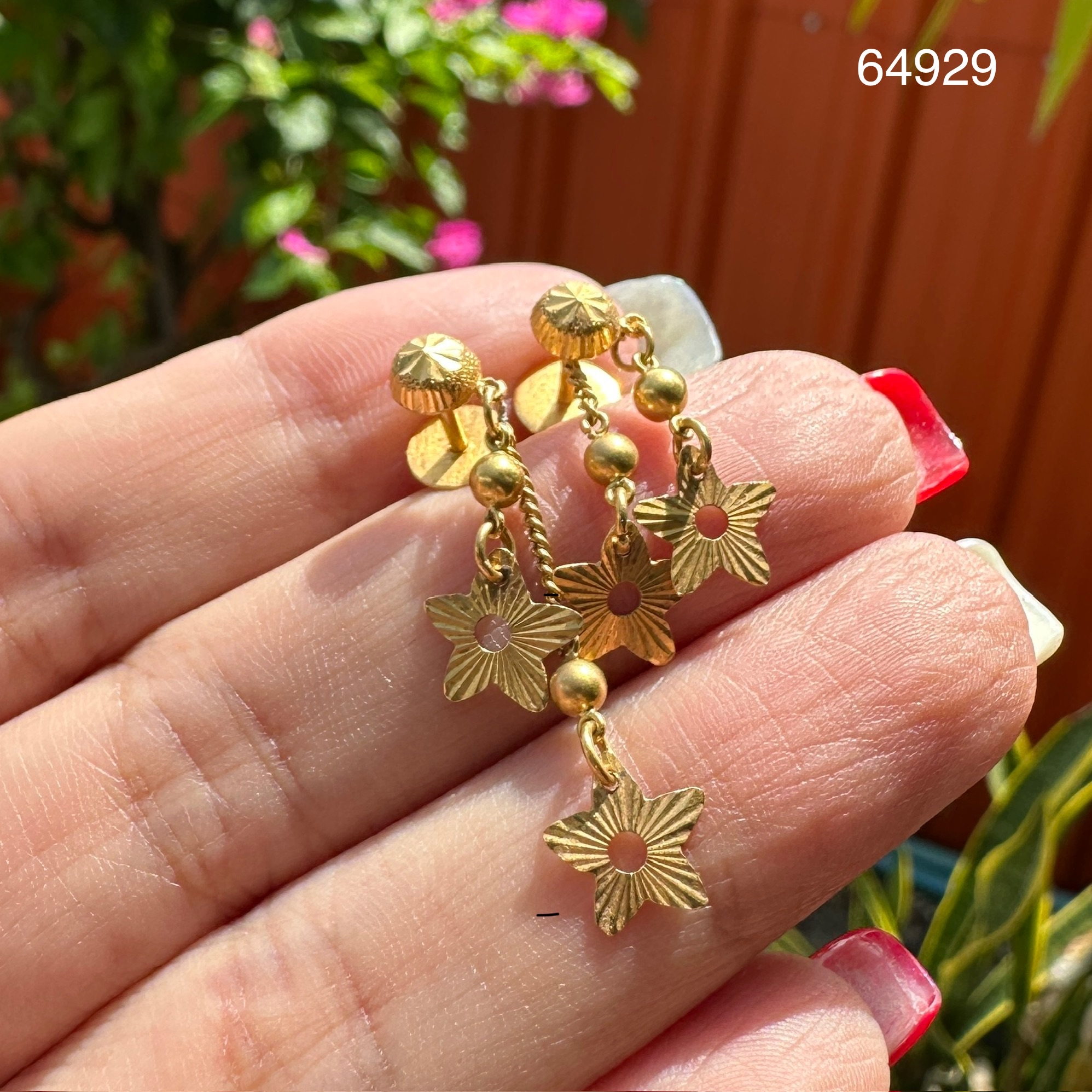รหัส 64930 ต่างหู ทอง90 ลายดาว เม็ดกลม ตุ้งติ้ง แป้นเกลียว น่ารักมาก นน. 2.59 g