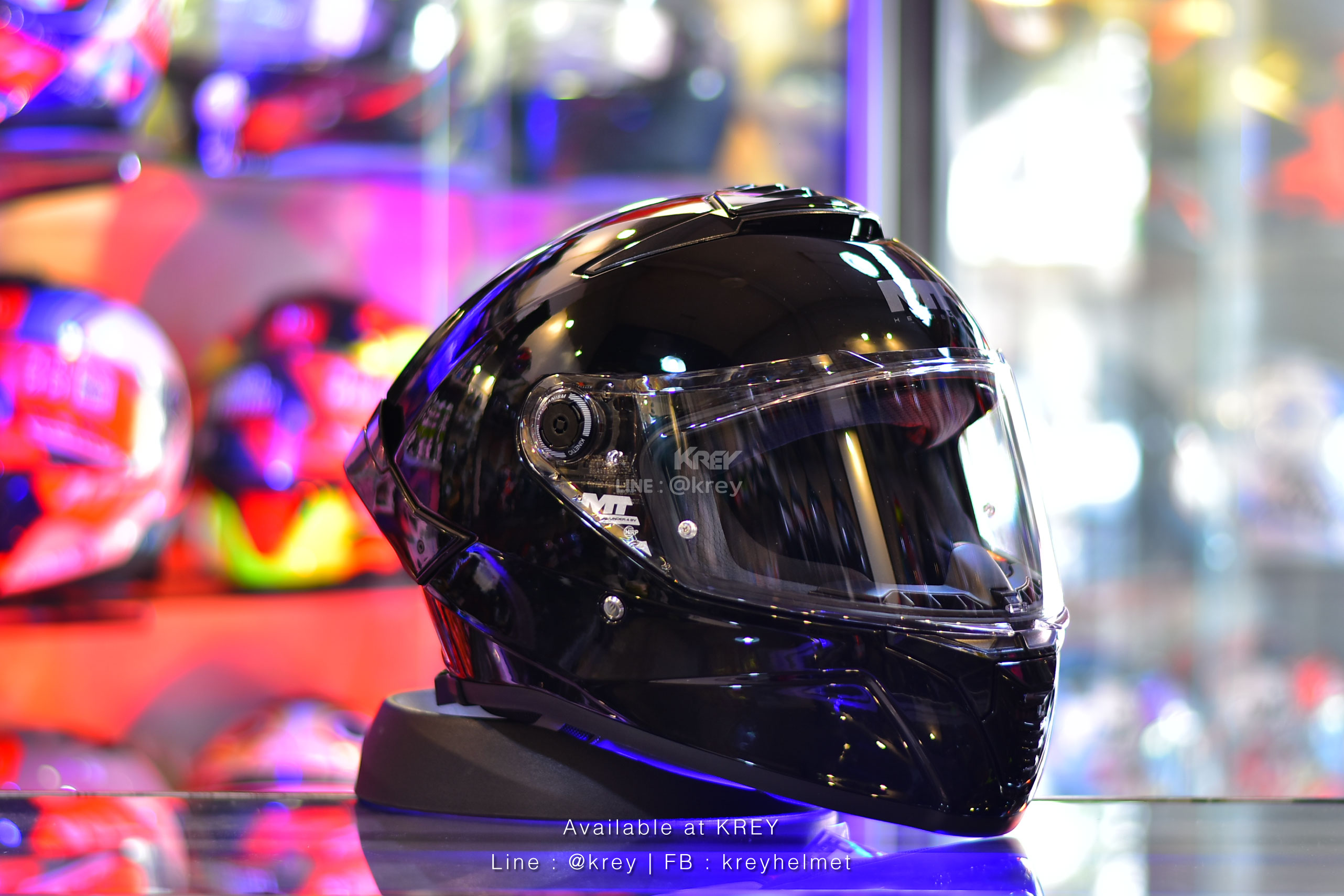 MT model THUNDER 4 SV PURE GLOSS BLACK