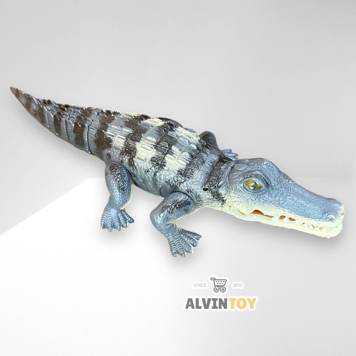 Crocodile โมเดลจระเข้ ของเล่นจระเข้ เดินได้ มีเสียง มีไฟ