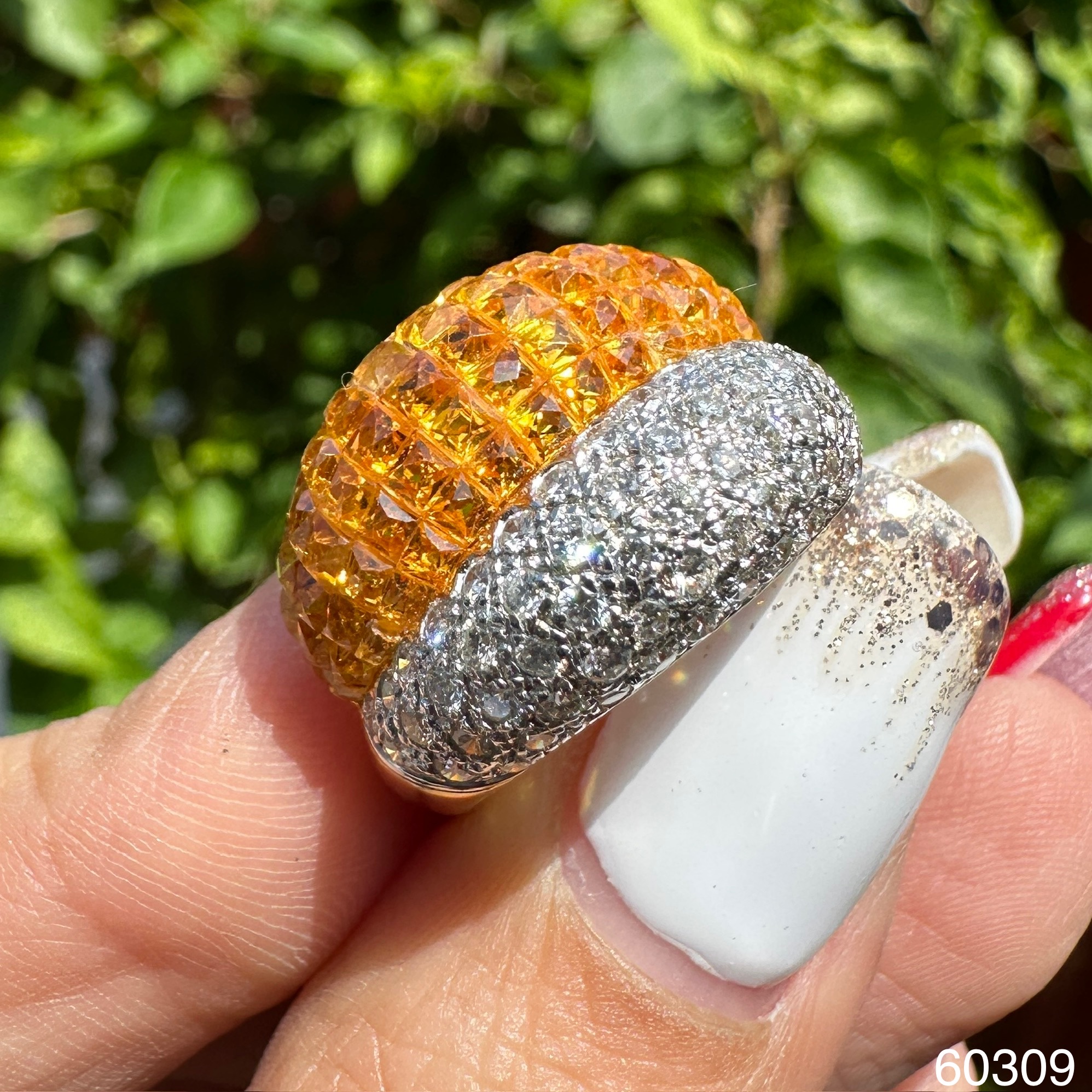 รหัส 60309 แหวน บุษราคัม Princess ฝังเพชร 65 เม็ด 1.00 กะรัต ทอง18K งานสวยมาก นน. 7.88 g