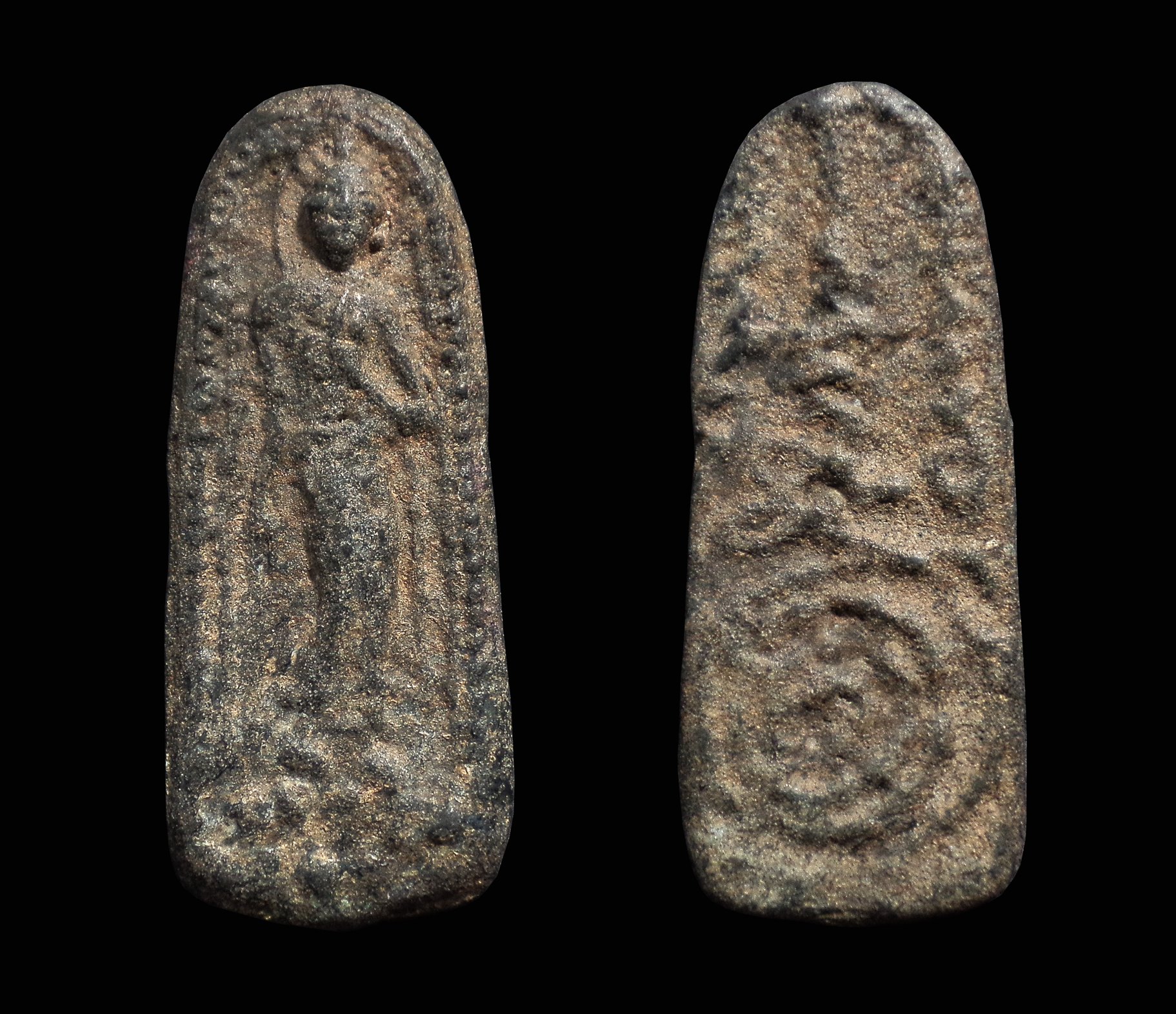 พระลีลาชินเขียว หลังยันต์ กรุวัดพระศรีฯ จ.สุพรรณบุรี