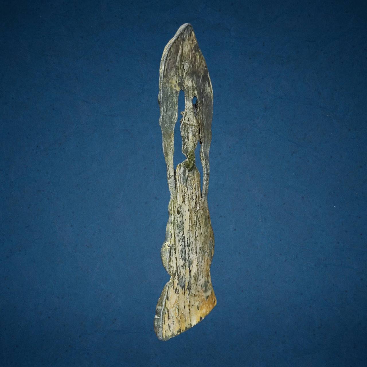 พระยอดขุนพล พิมพ์ใหญ่ เนื้อชินตะกั่ว กรุถ้ำขุนตาล จ.ลำพูน