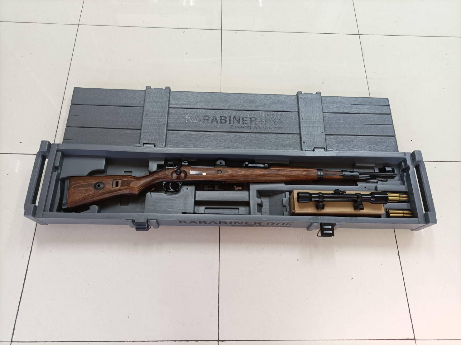 Karabiner 98K CLA003 with Scope and Mount