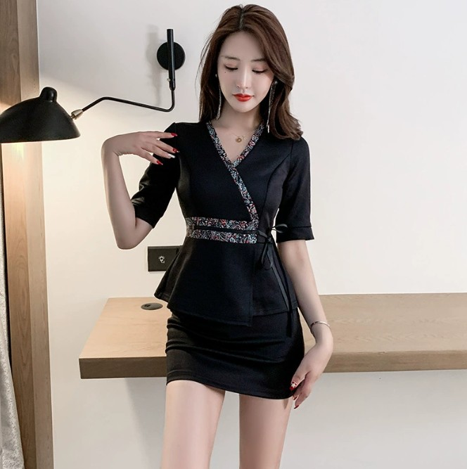 ชุดนวดสปา ชุดพนักงานซาวน่า ชุดพนักงานเสริมสวย ชุดคลินิกความงาม