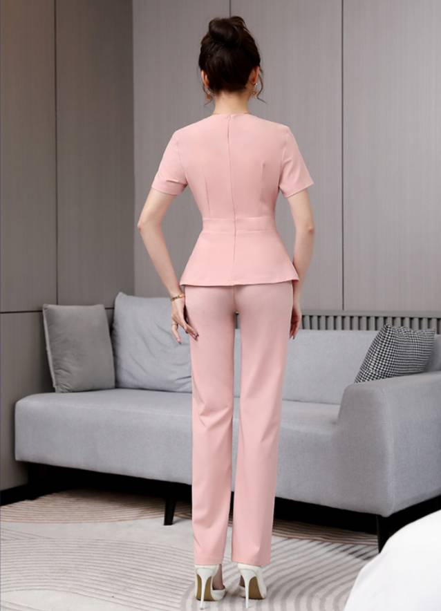 ชุดพนักงานเสริมสวย ชุดนวดสปา ชุดคลินิกความงาม