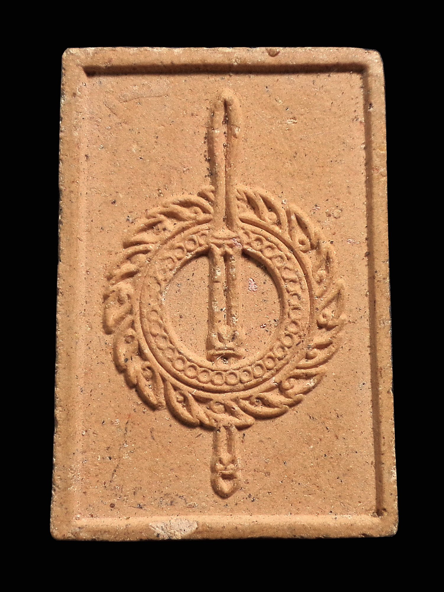 พระพุทธชินราช หลังกงจักร เนื้อผง