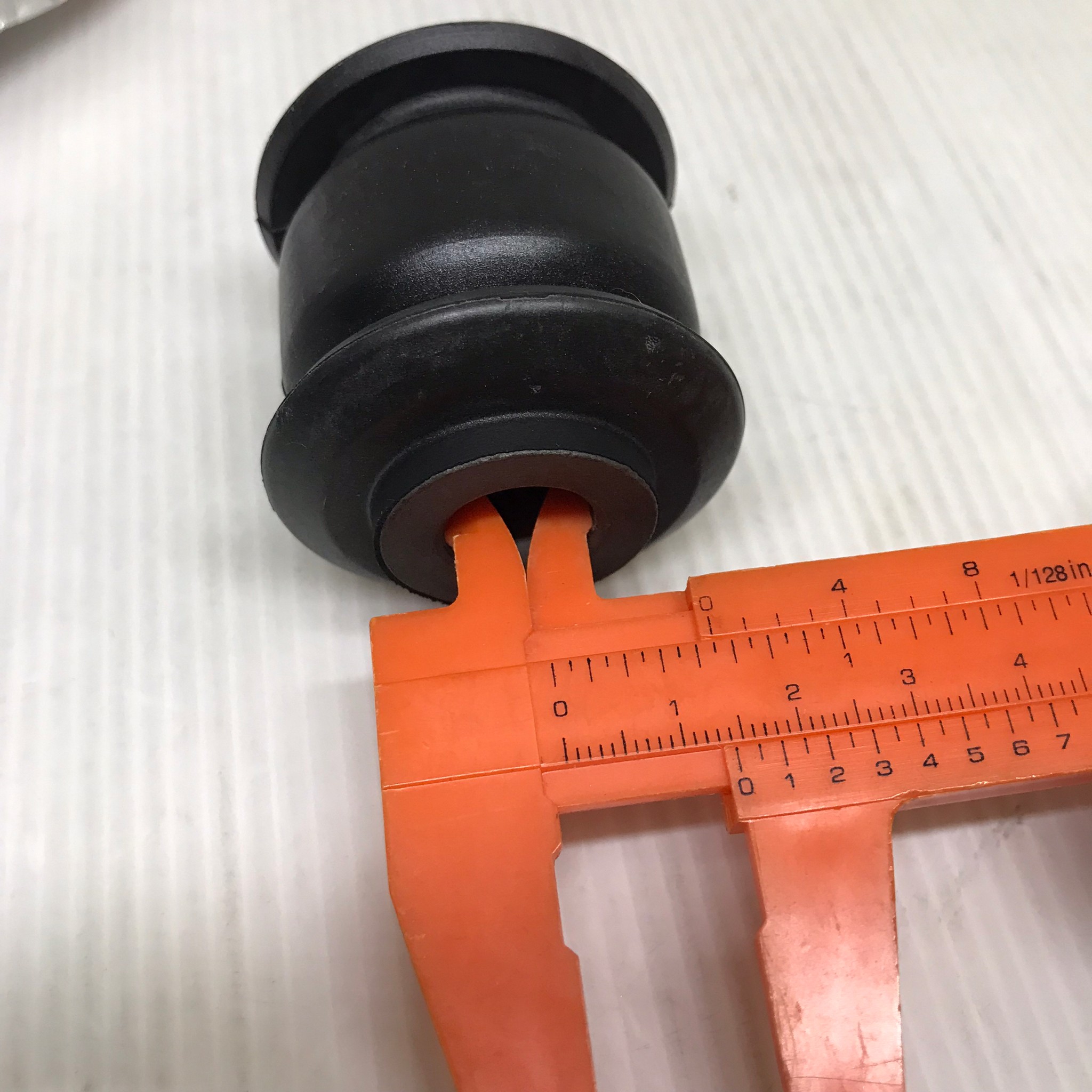 (1ตัว) บู๊ชปีกนก HONDA ตัวล่าง ตัวเล็ก (ข้างซ้าย) HRV HR-V ปี 2015-2020 / JAZZ ปี 2015-On / CITY ปี 2014-On ตัว ล่าง ฮอนด้า ซิตี้ แจ๊ส เฮ็ดอาร์วี / LOWER / SMALL ARM BUSHING ยี่ห้อ RBI เบอร์ 51360-T7A-H11S / 51392-T5A-J01 / O24314WS