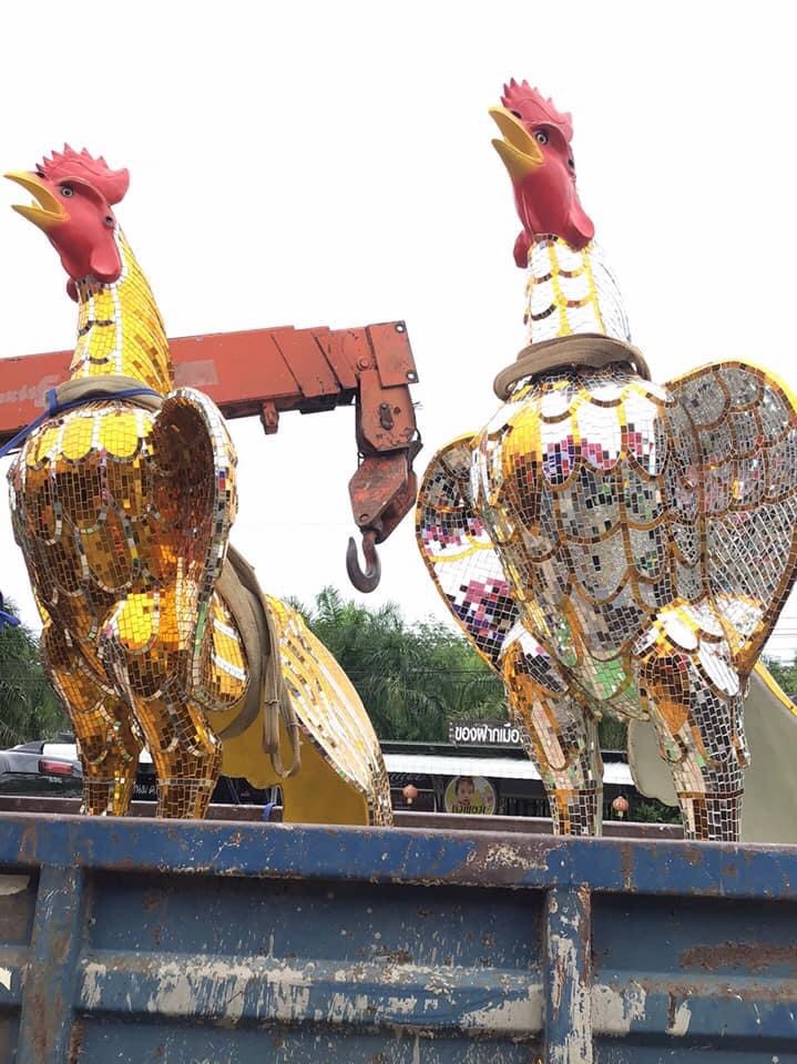 ไก่กระจกคู่เงินทอง ขนาด2.2เมตร