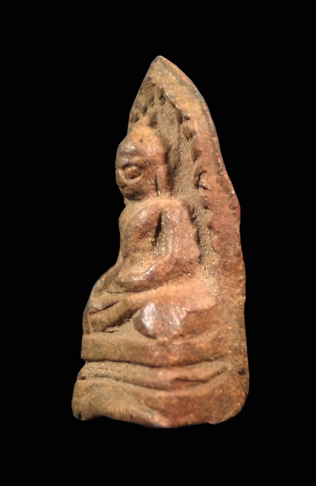 พระรอด เนื้อดิน