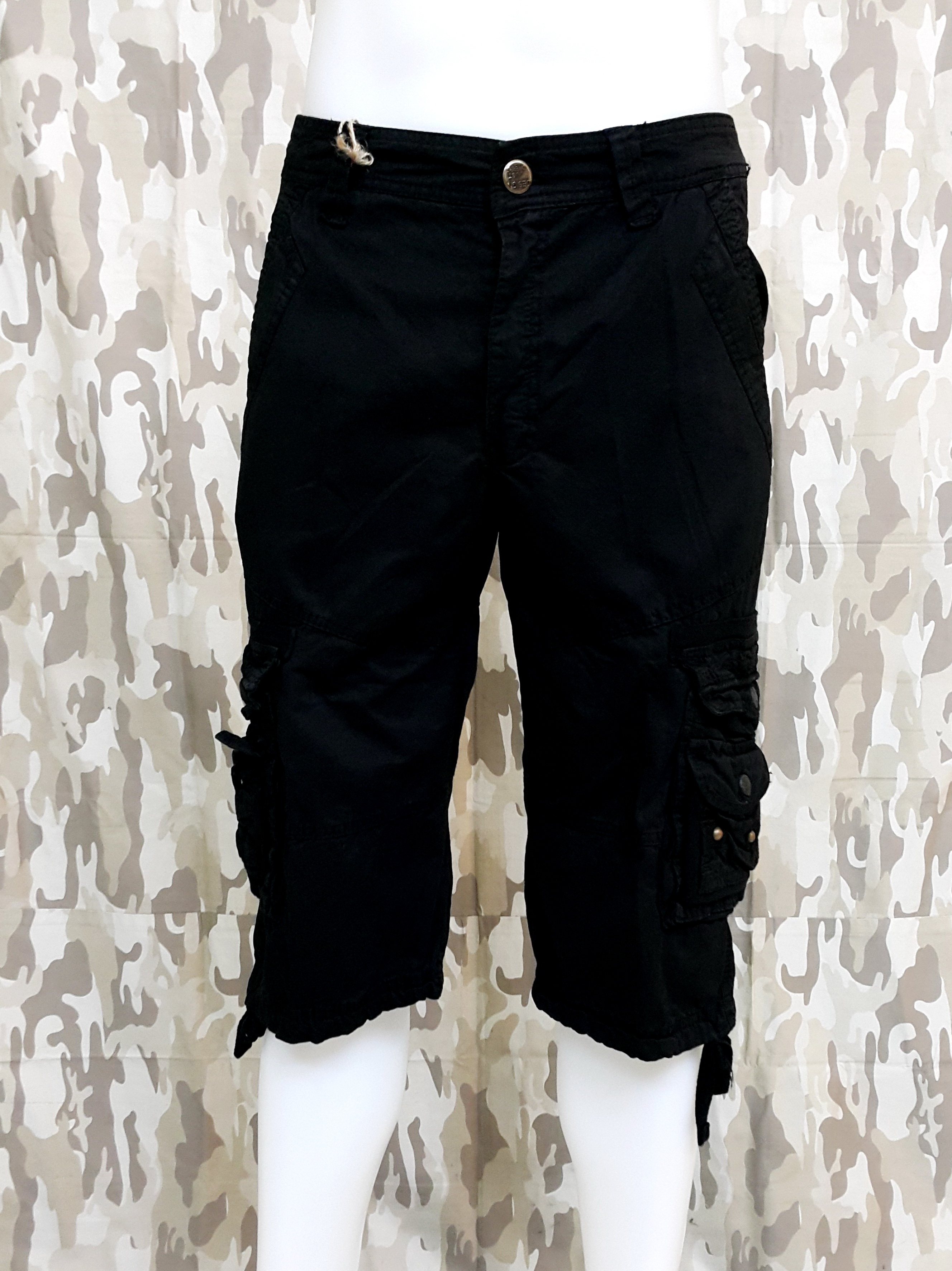 กางเกงคาร์โก้ขาสั้น กระเป๋าเยอะทรงสวย มีไซร์ เหมาะสำหรับวันสบายๆ ใส่ได้ทั้งผู้ชาย ผู้หญิง