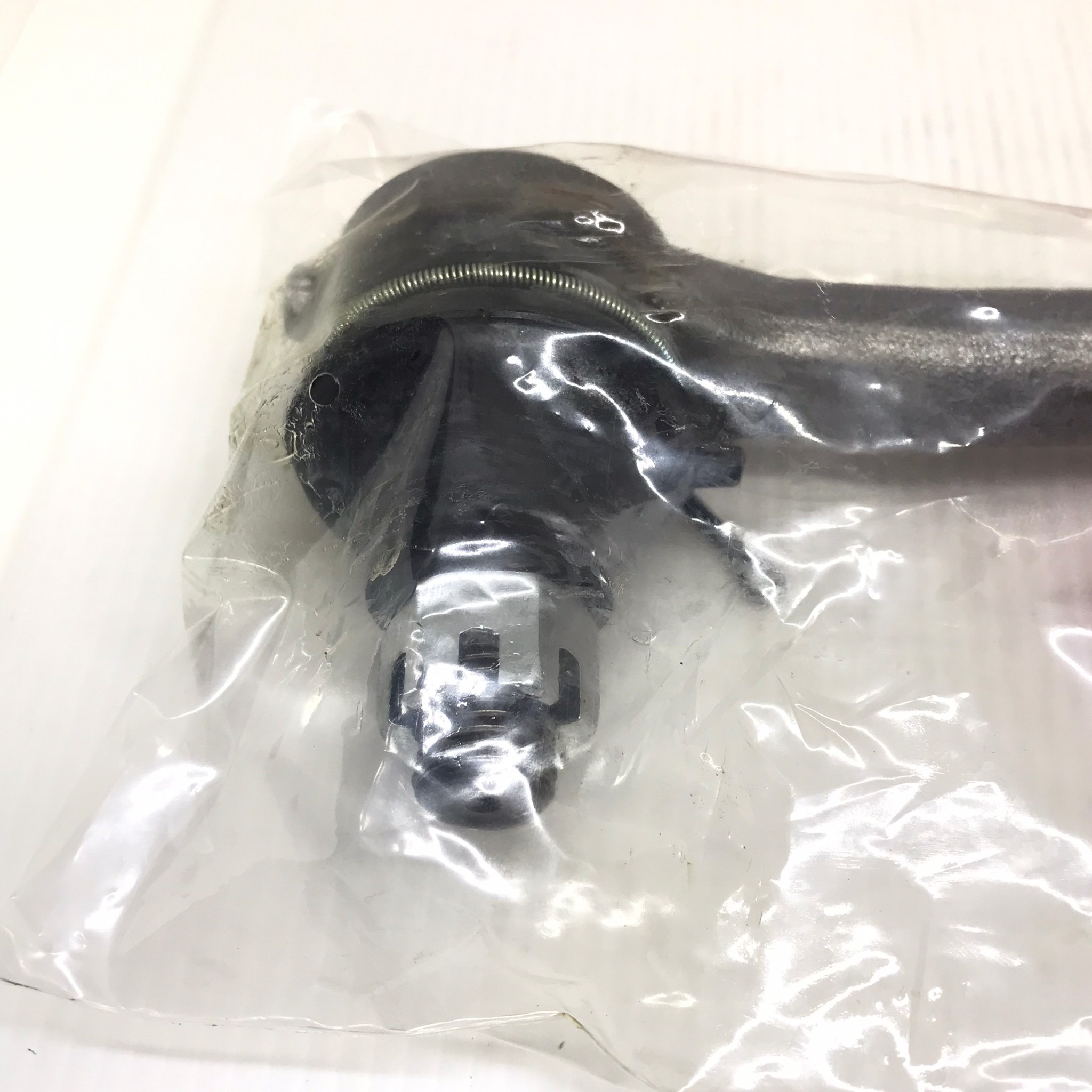 ลูกหมากคันชักยาว TOYOTA TIGER 4WD ตัวแรก ปี 1998-2001 โตโยต้า ไทเกอร์ ยกสูง / เบอร์ SE-2852 / ยี่ห้อ 555 / Three Five (TIE ROD END) 1 คู่ (JAPAN)