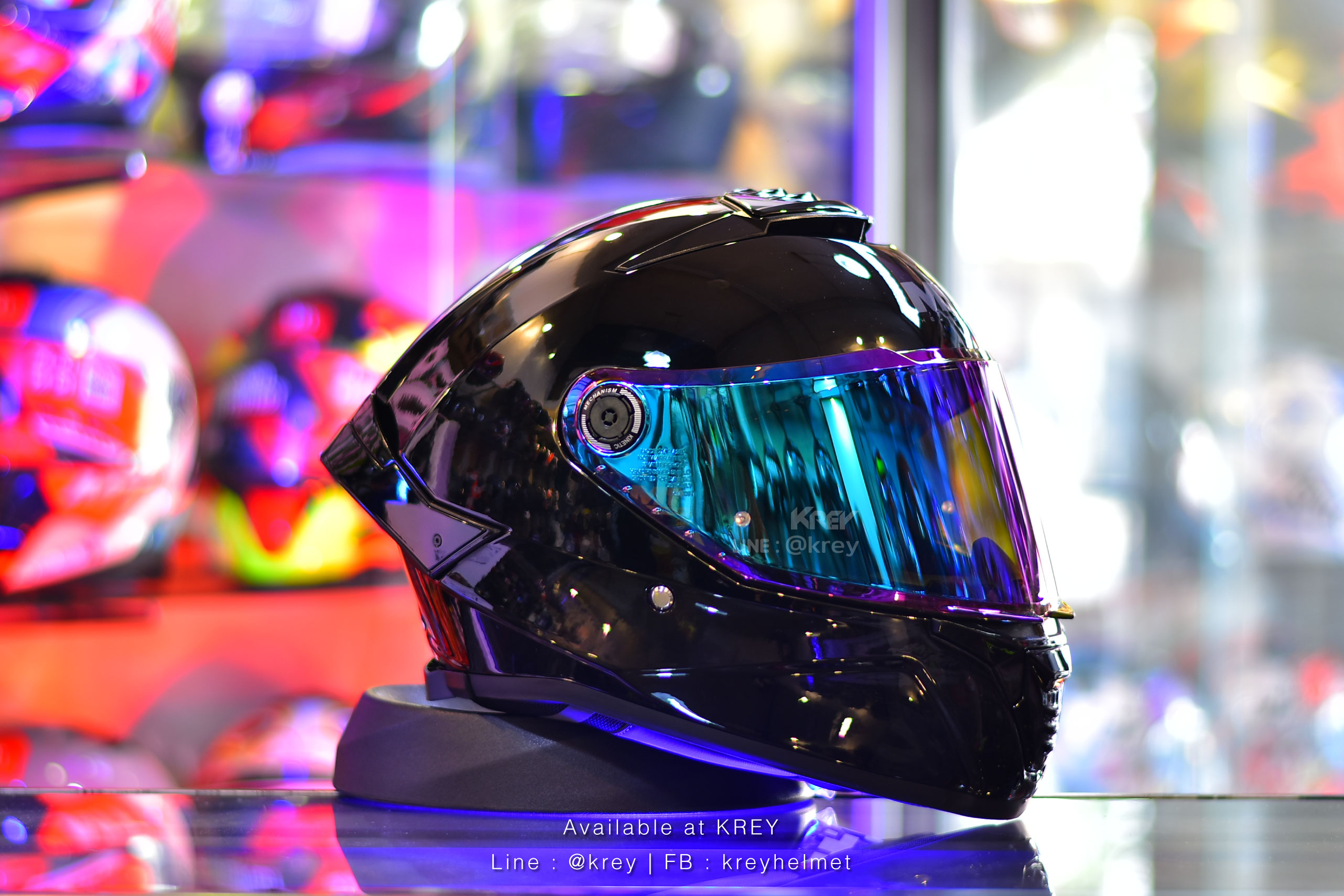 MT model THUNDER 4 SV PURE GLOSS BLACK