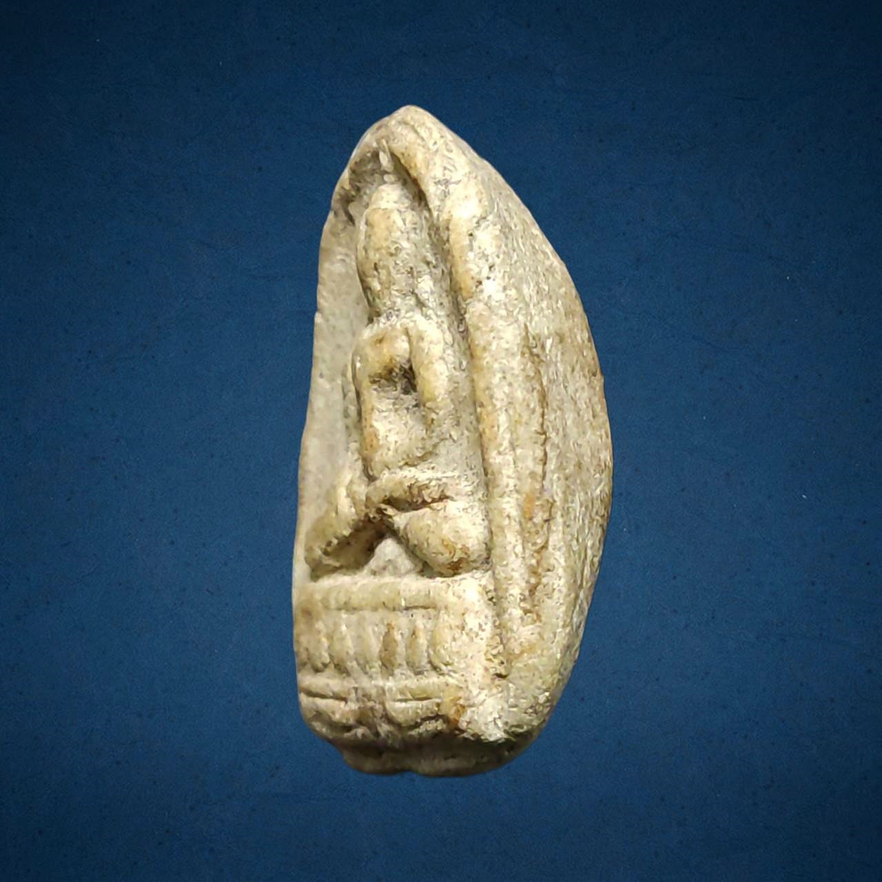 พระวัดรังษีสุทธวาส พิมพ์ใหญ่ พระธรรมกิตติ(แจ้ง)วัดรังษีสุทธวาส กทม ผู้ใดมีพระกรุวัดรังษี ผู้นั้นชีวีไมวางวาย"