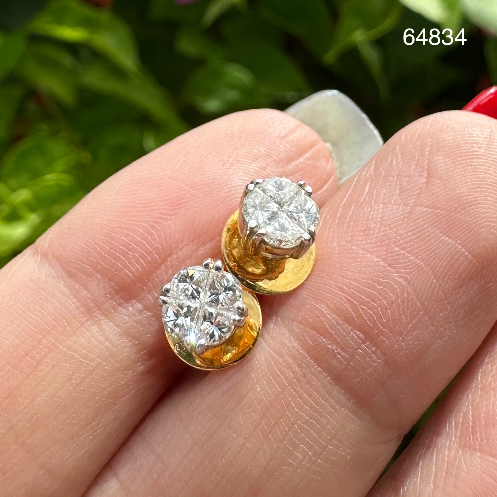รหัส 64834 ต่างหู เพชรประกบ 8 เม็ด 0.56 กะรัต ทอง18K ใส่ติดหูได้ทุกวัน นน. 2.19 g