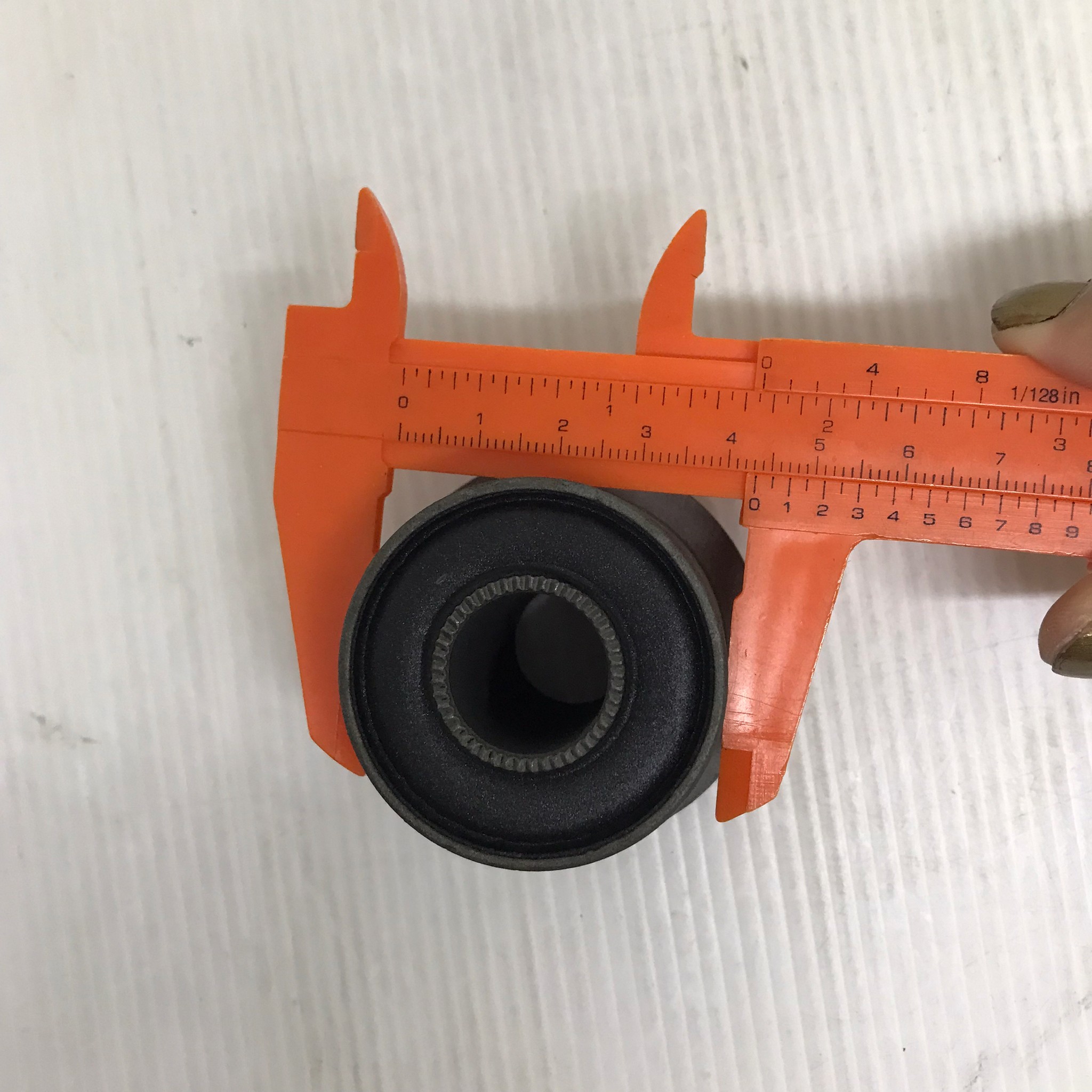 (1ตัว) บู๊ชปีกนก MITSUBISHI PAJERO / STRADA K77 4WD ตัว บน มิตซูบิชิ สตราด้า / ปาเจโร่ / UPPER / ARM BUSHING / ยี่ห้อ RBI / เบอร์ MR124880 / MB633820 / M2445P