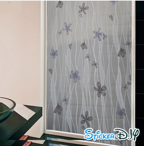 สติ๊กเกอร์ฝ้าติดกระจก แบบมีกาวในตัว เกลียวดอกไม้ม่วง (หน้ากว้าง 90cm) เมตรละ 89 บาท