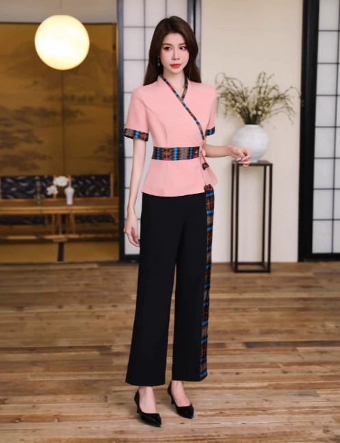 ชุดช่างนวดไทยและแช่เท้าผู้หญิง ชุดทำงานเสริมสวย สปา คลับสุขภาพ ร้านเสริมสวย ชุดสูทแขนสั้น