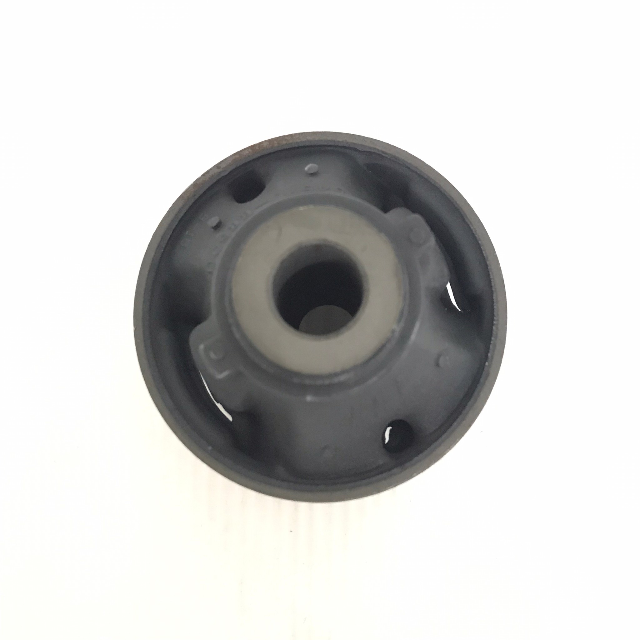 (1ตัว) บู๊ชปีกนก NISSAN ตัวล่าง ตัวใหญ่ TIIDA / LATIO / C11 / SC11T ตัว ล่าง นิสสัน ทีด้า / LOWER / BIG ARM BUSHING ยี่ห้อ RBI / เบอร์ 54570-EE500 / N24TI11WB