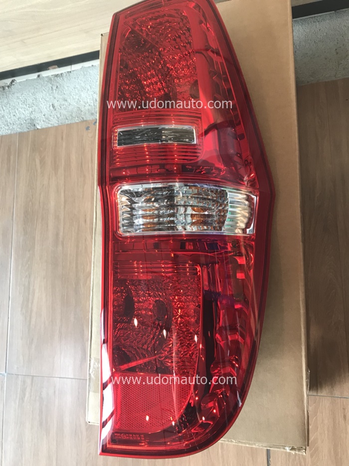 ไฟท้าย HYUNDAI H1