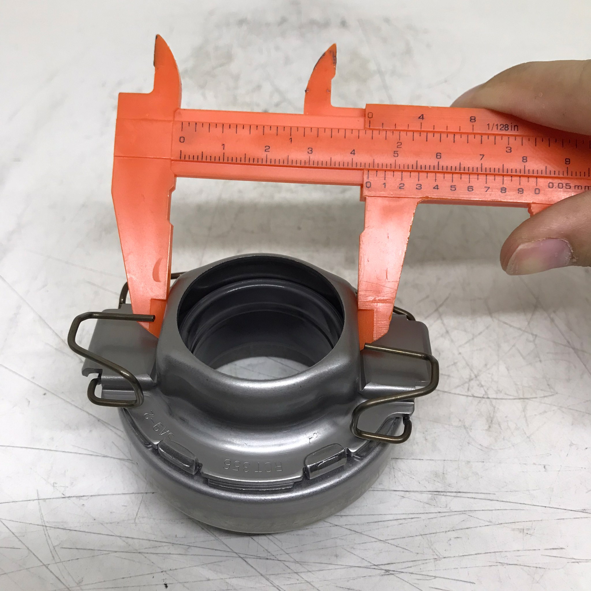 ลูกปืนคลัทช์ TOYOTA 2KD / VIGO เครื่อง 2.5 / TIGER D4D / INNOVA จานคลัทช์ 9.5 นิ้ว โตโยต้า วีโก้ ไทเกอร์ อินโนว่า เบอร์ RCT356SA9-2 ยี่ห้อ KOYO (MADE IN JAPAN) (Clutch Bearing)