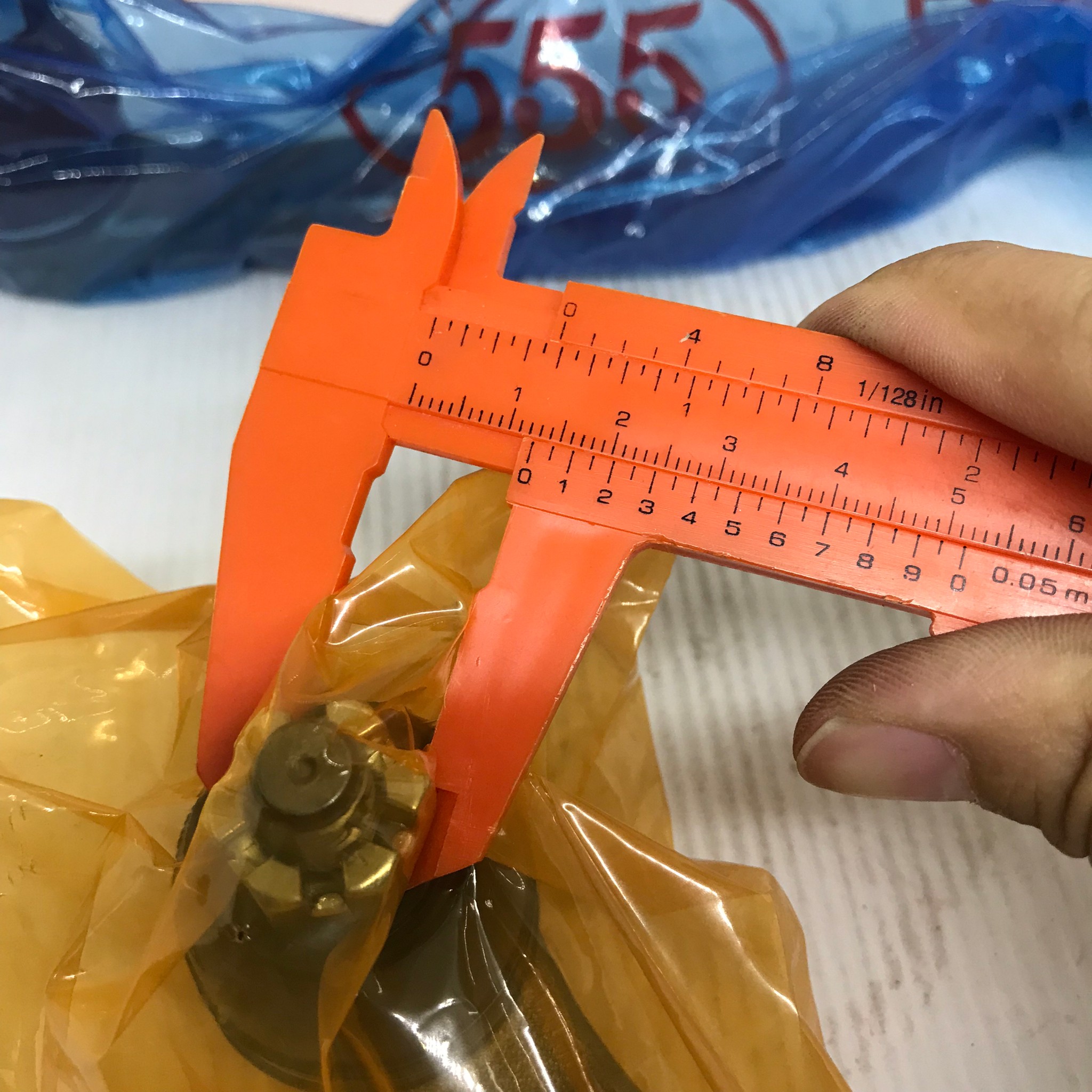 ลูกหมากคันชักสั้น HONDA ACCORD ปี 1994-1996 ฮอนด้า แอคครอด / เบอร์ SE-6211 / ยี่ห้อ 555 / Three Five (TIE ROD END) 1 คู่ (JAPAN)