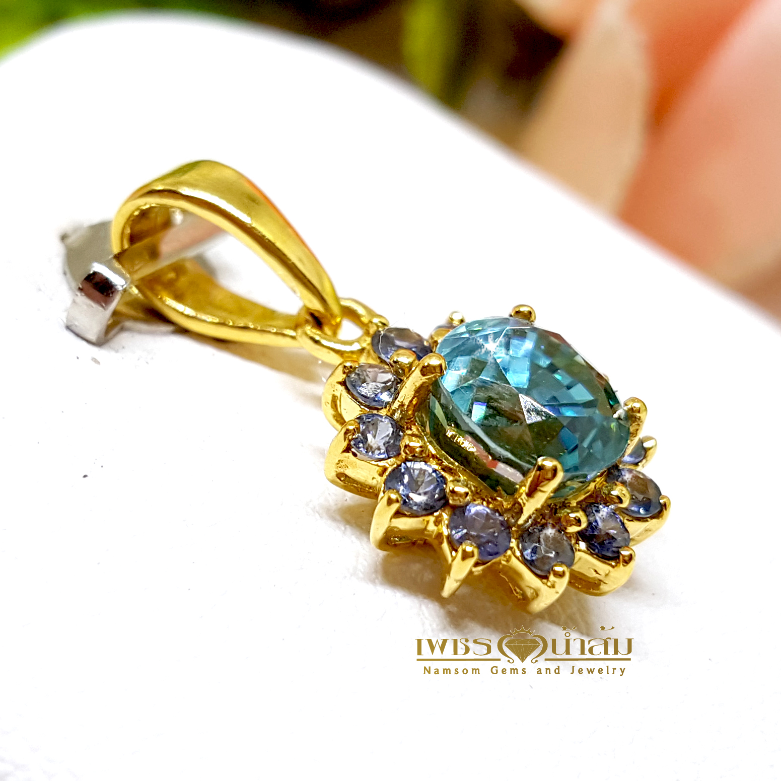 จี้พลอยเพทาย Blue Zircon สีสวยน้ำงาม งานคลาสสิก น่ารัก