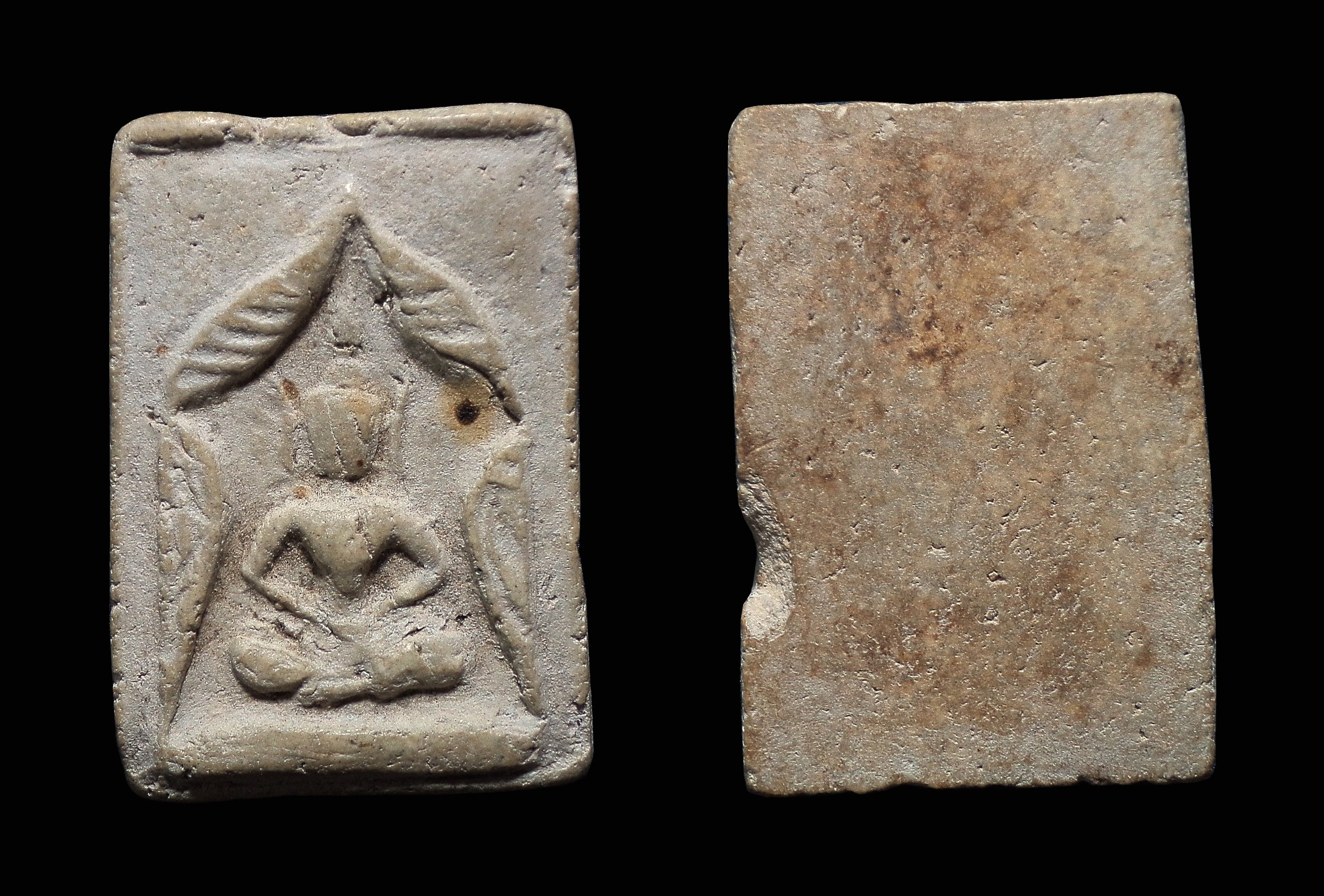 พระสมเด็จ พิมพ์แหวกม่าน ไม่ทราบที่