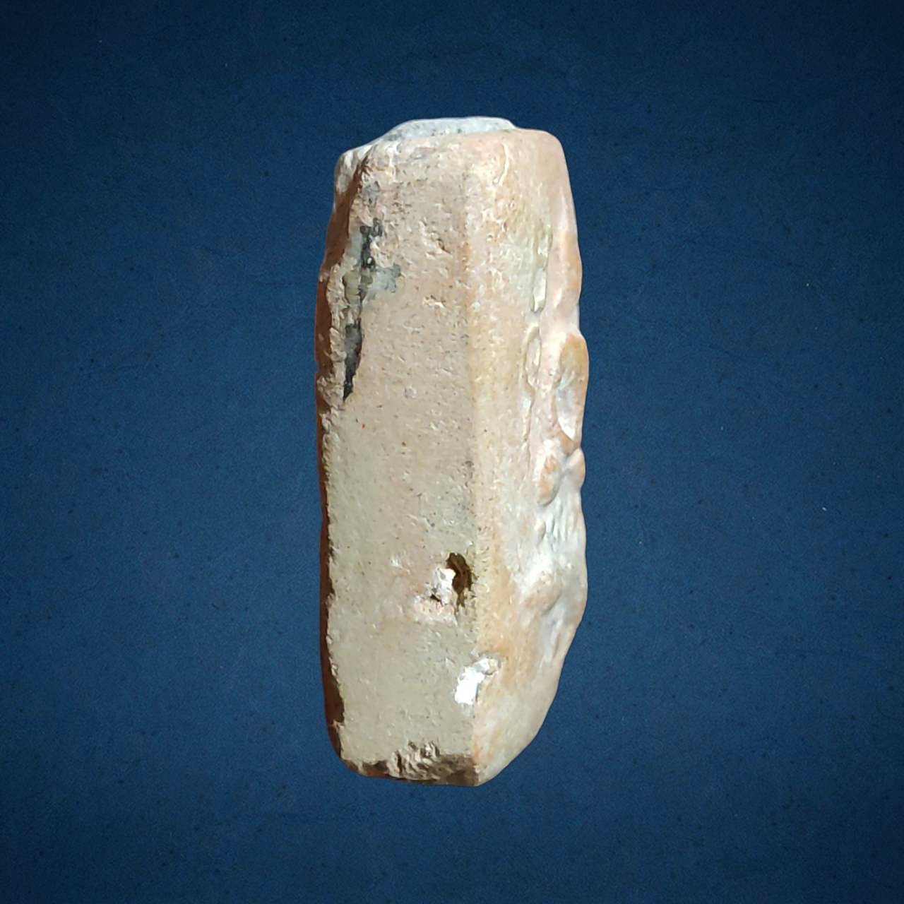 พระพุทธเจ้าประทับเม่น หลวงพ่อมุ่ย วัดดอนไร่ จ.สุพรรณบุรี ปี 2508 เนื้อดิน