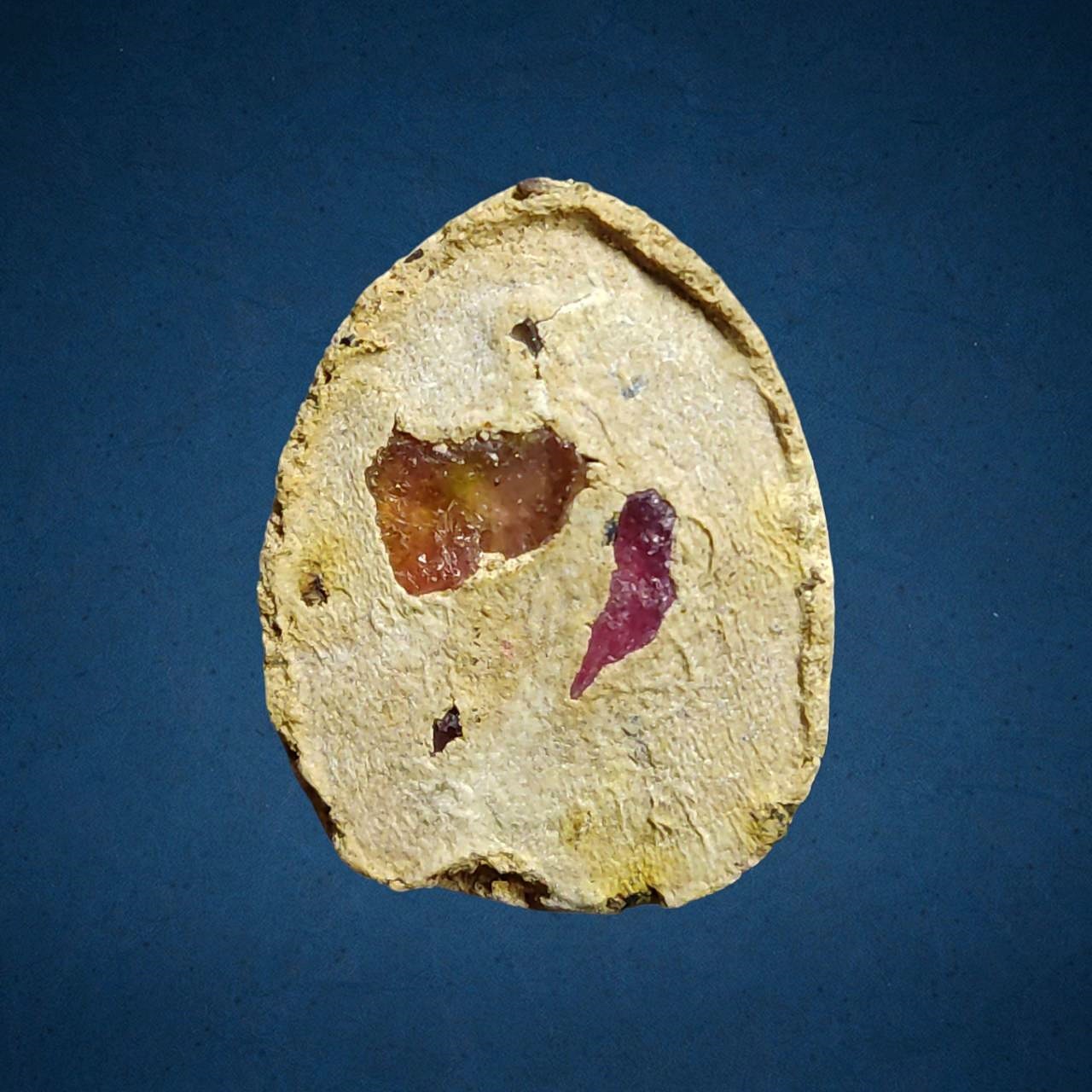 พระปิดตาซุ้มโพธิ์ หลังยันต์ 5 วัดไผ่ล้อม จ.ระยอง ปี2514 หลวงปู่ทิม วัดละหารไร่ ปลุกเสก