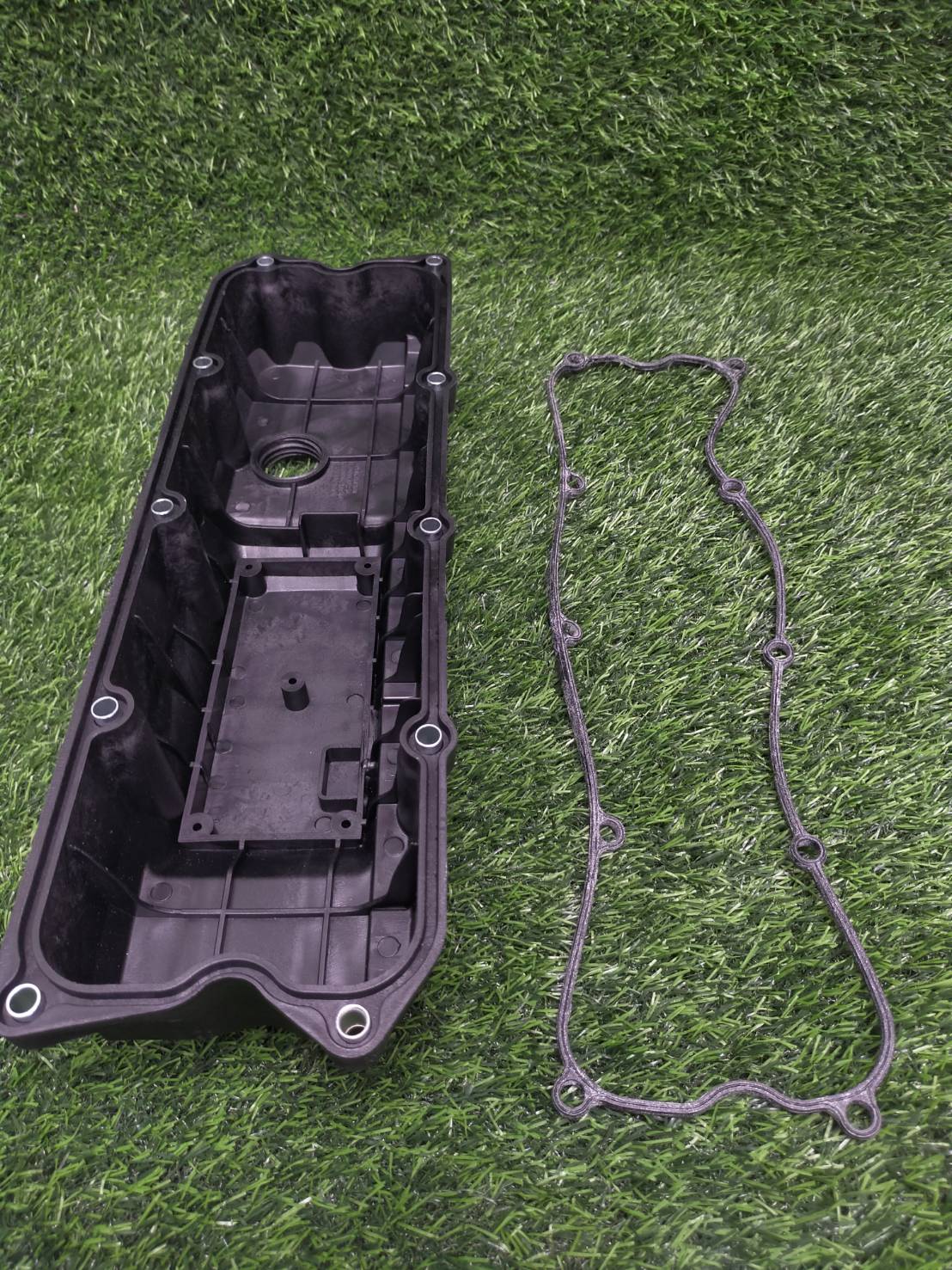 พลาสติกฝาครอบวาวล์ KIA JUMBO (จัมโบ้) K2700