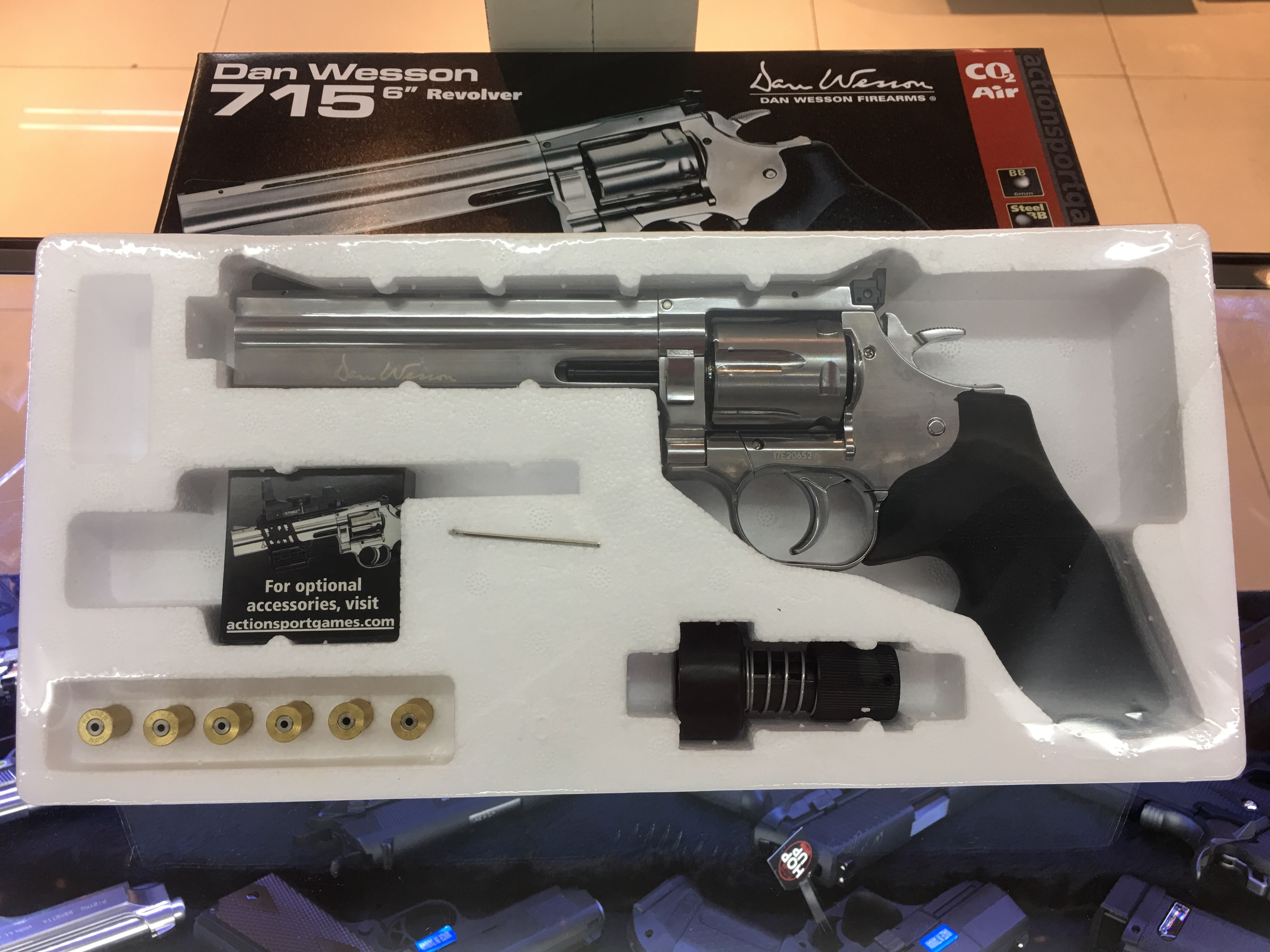 Dan Wesson 715 6นิ้ว SV