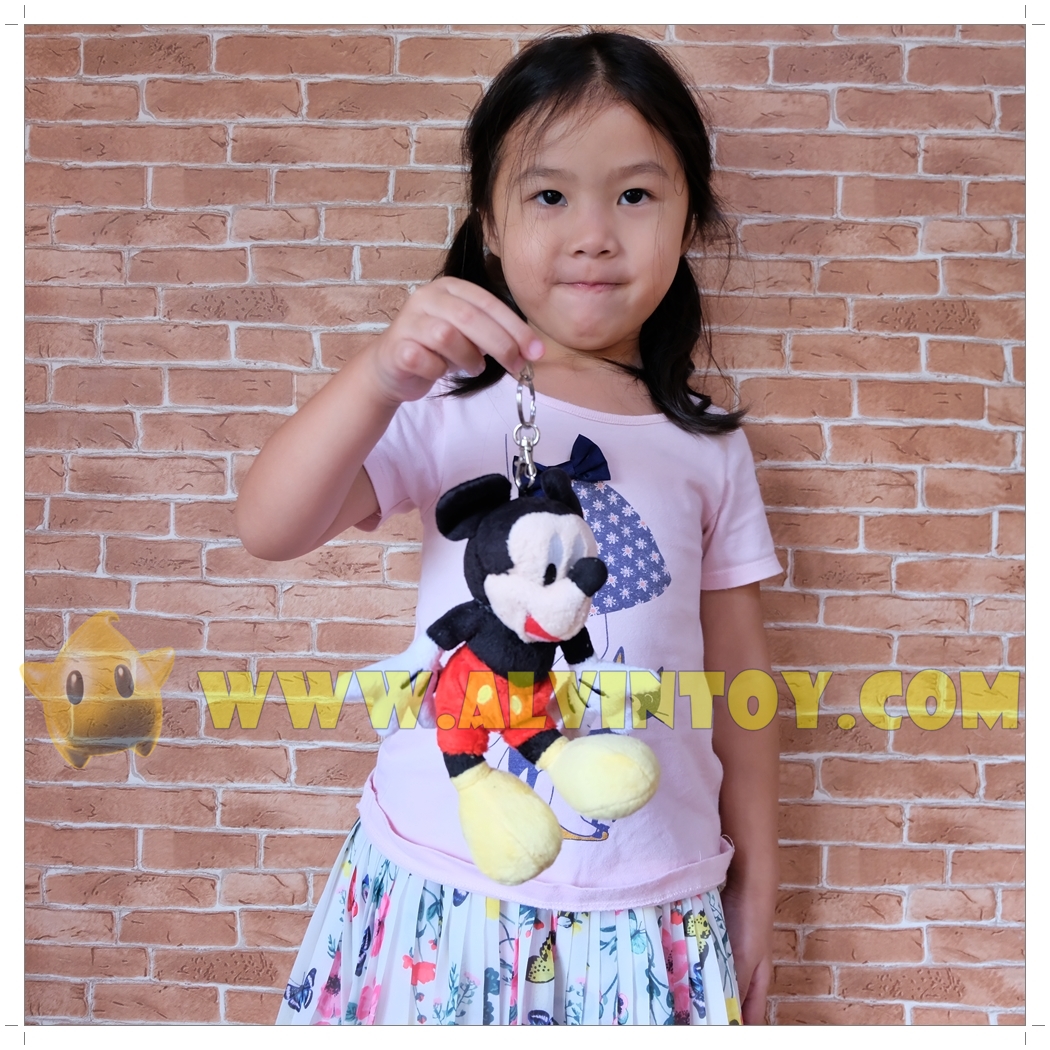 พวงกุญแจ ตุ๊กตา มิกกี้เมาส์ 19 ซม. กว้าง 12 ซม.