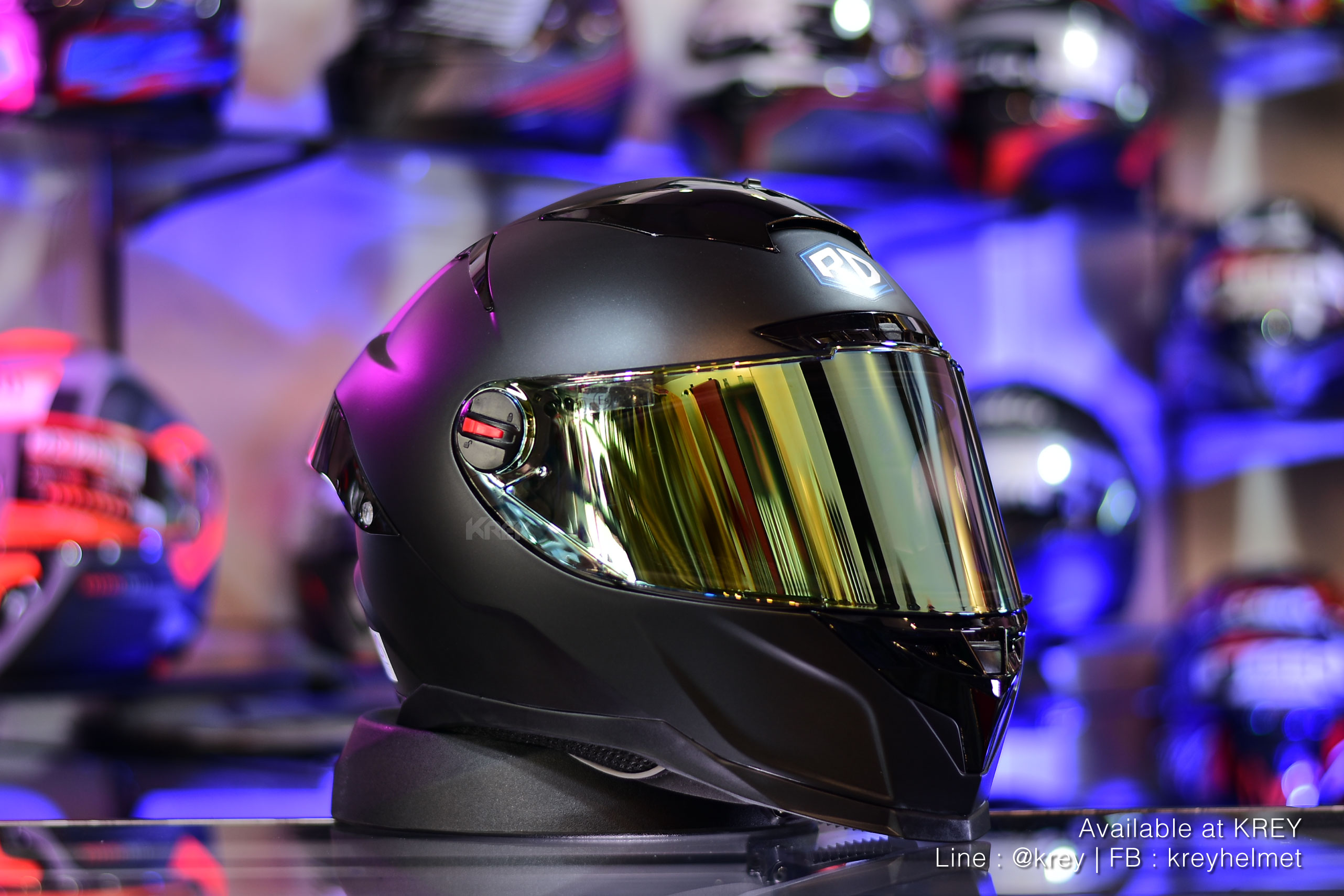 Random model CZR-BT Super Matt Black