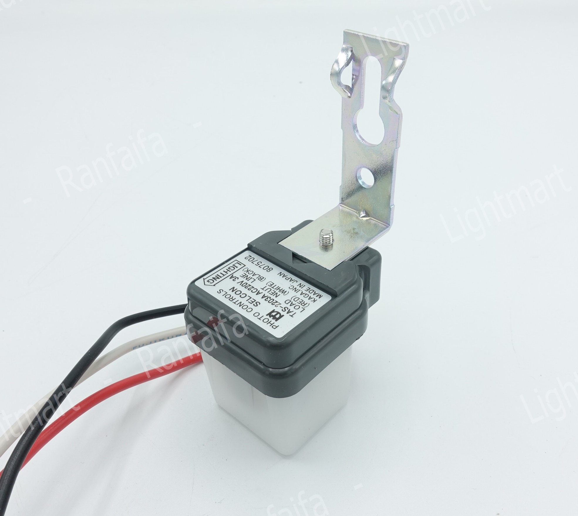 สวิทซ์แสงแดด 3A Selcon