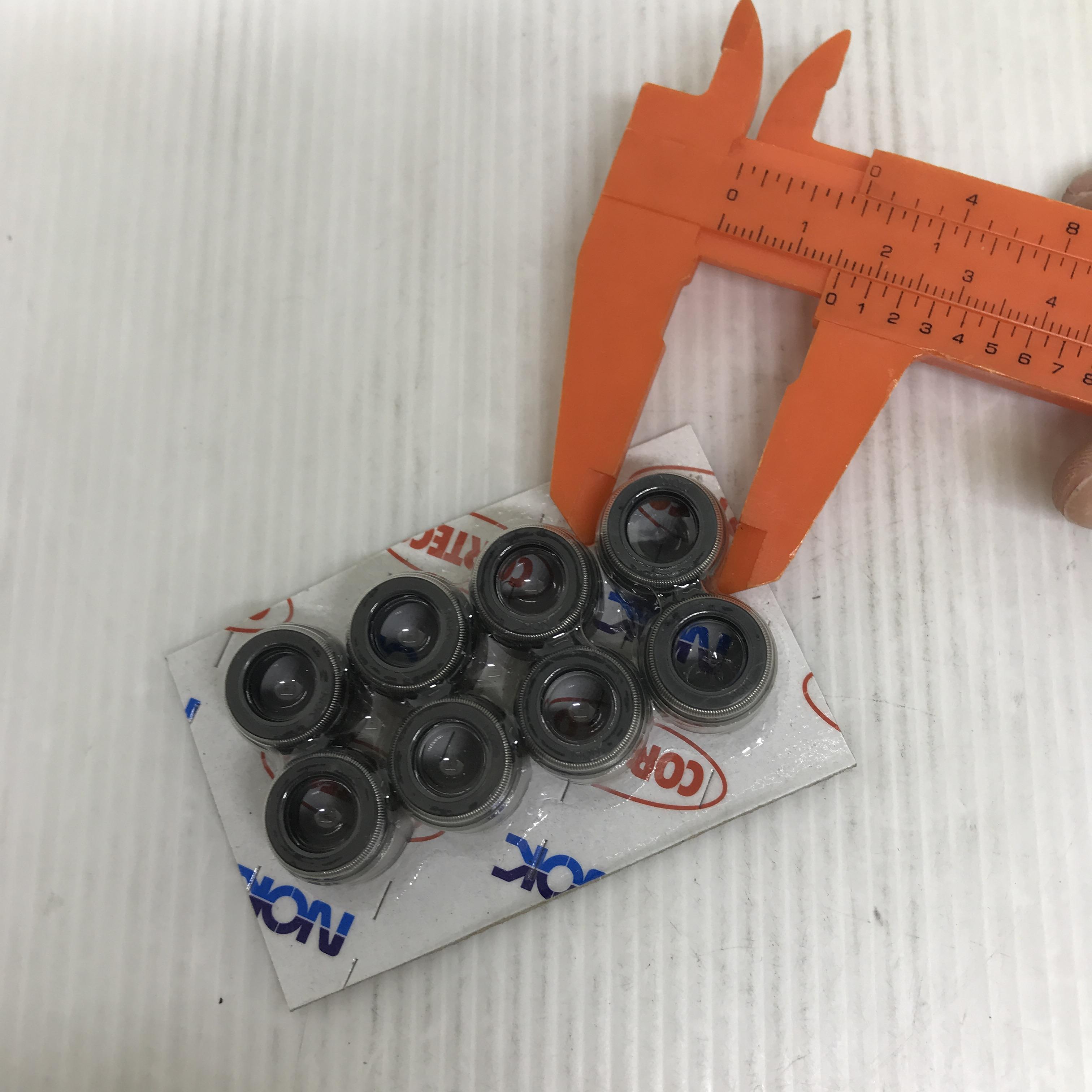 (1ตัว) ซีลหมวกวาล์ว / ยางตีนวาล์ว HINO EH700 / HO7C ฮีโน่ เบอร์ BVV616-A0 ยี่ห้อ NOK seal valve stem oil