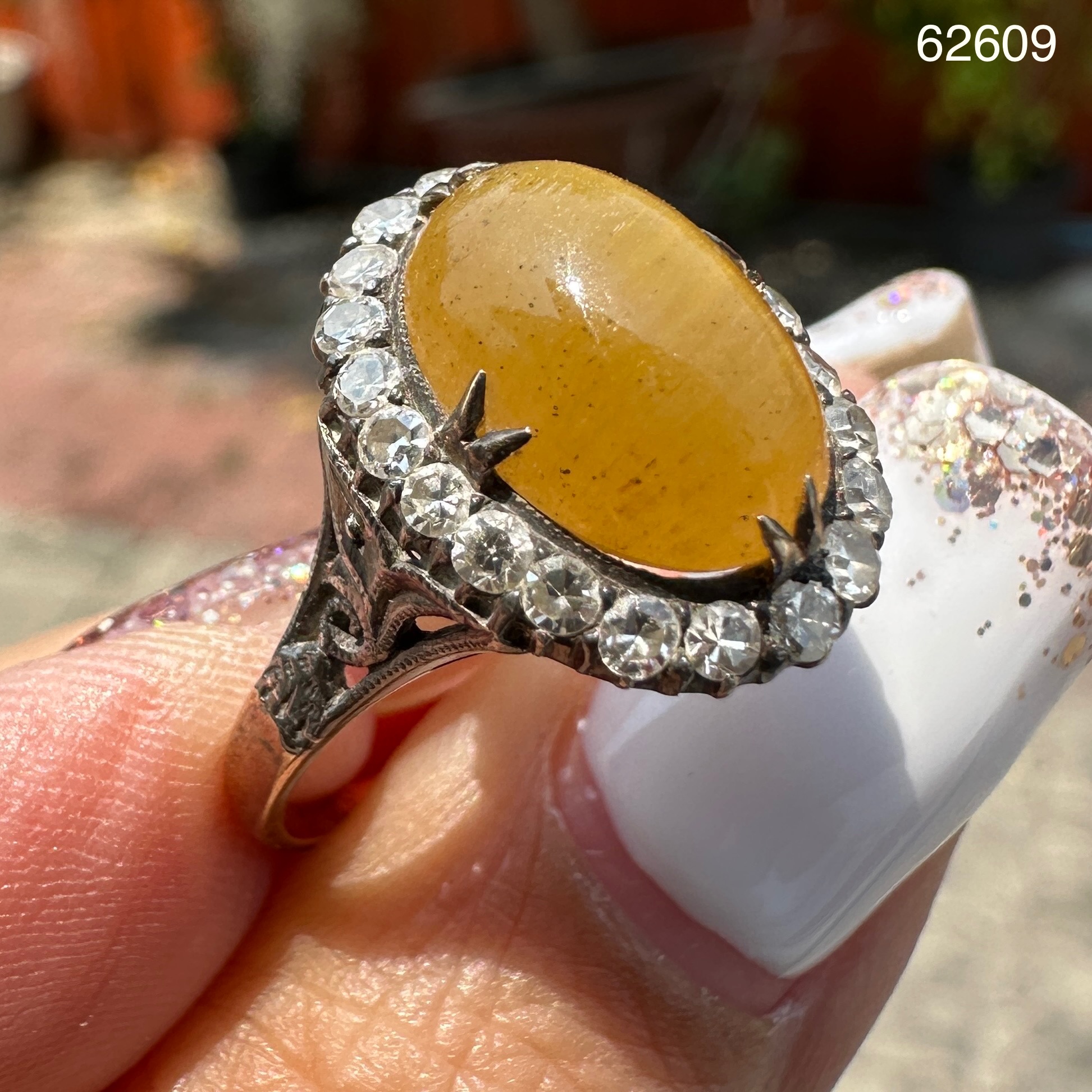รหัส 62609 แหวน ตาแมว ล้อมเพชรกุหลาบ 21 เม็ด 0.42 กะรัต ทองK 2 สี size 55 งานสวยมาก นน. 3.46 g