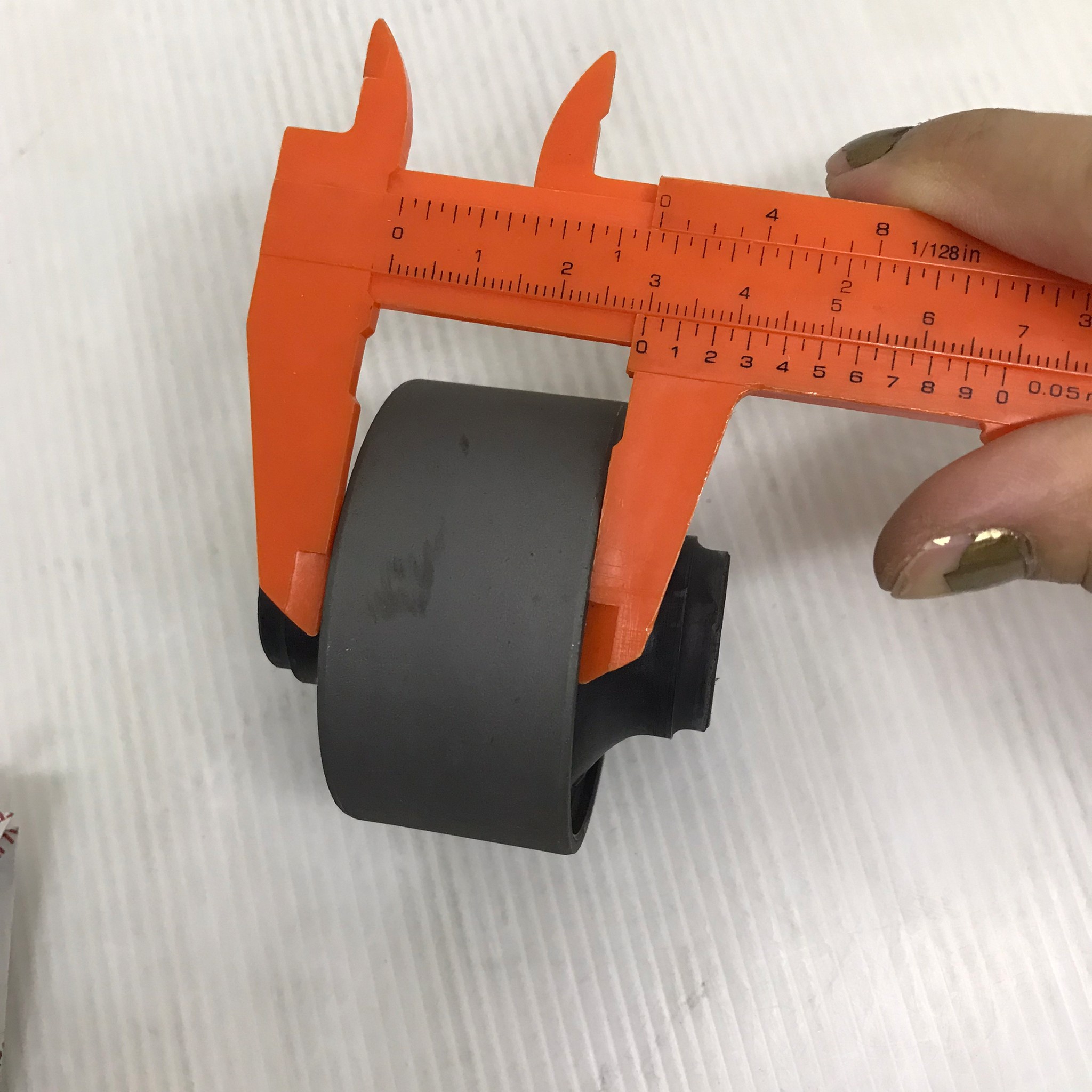 (1ตัว)บู๊ชปีกนก MITSUBISHIตัวล่าง ตัวใหญ่ Spacewagon NA4 ปี 2009-2014ตัวล่าง มิตซูบิชิ สเปควาก้อน /LOWER/BIG ARM BUSHINGยี่ห้อRBI เบอร์ MR594320 / M24NA4WB