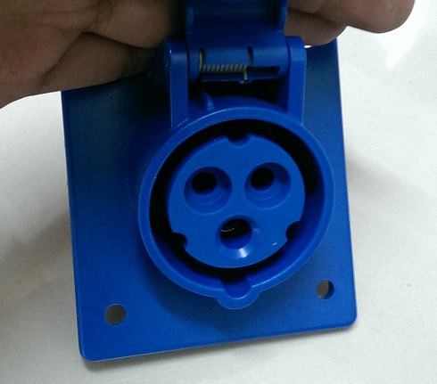 ตัวเมีย ฝังเฉียง 3P 32A