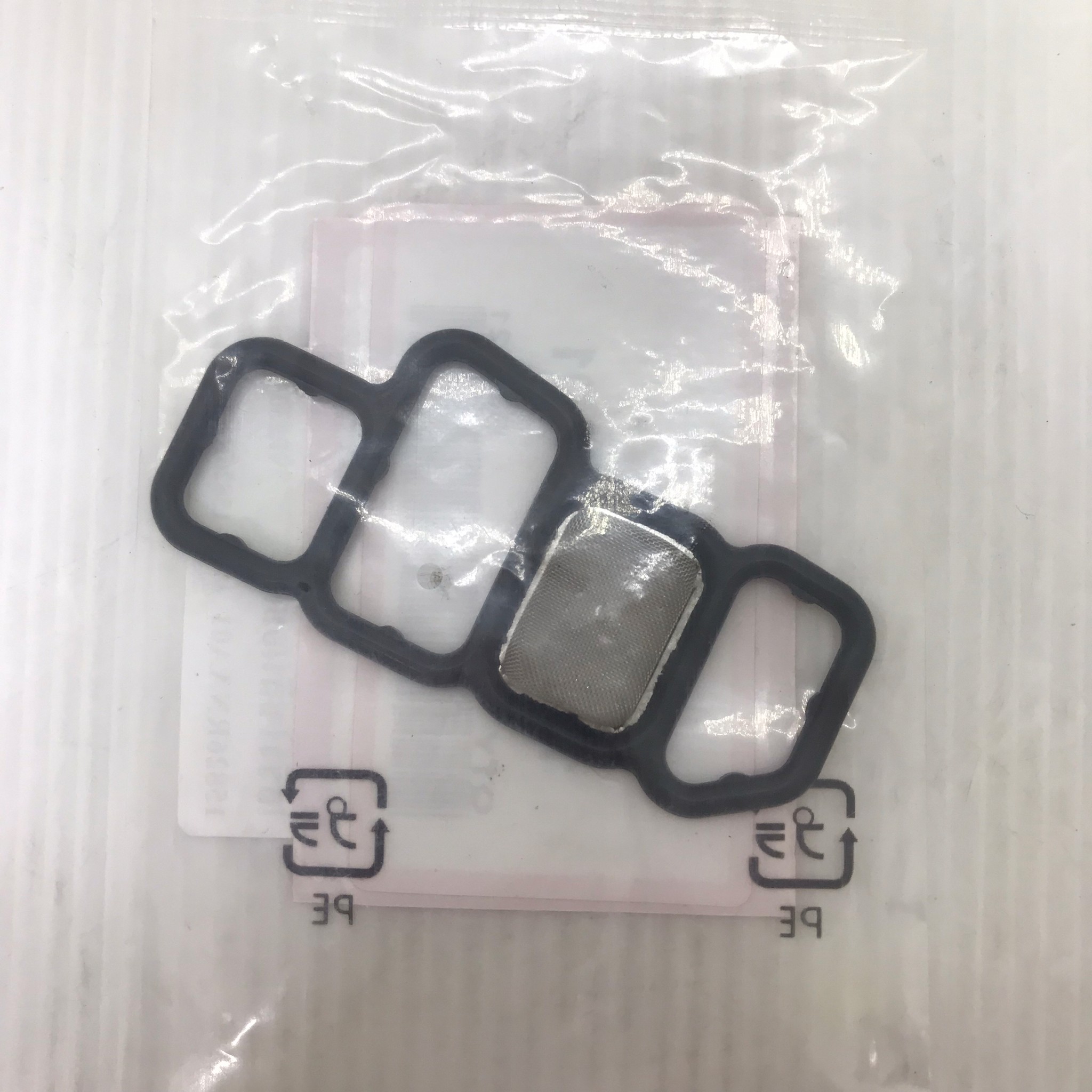 โอริงกรองน้ำมัน โอริงโซลินอยด์ โอริงวีเทค HONDA CIVIC FD / R18 / R20 / C-rv gen3 / G3 / Accord ปี 2008 เครื่อง 2.0 / มีตะแกรง ซีวิคนางฟ้า ซีอาร์วี แอคครอด 15826-RNA-A01 / MADE IN THAILAND / ยี่ห้อ HI-BRID / fiter assy oil / spool valve