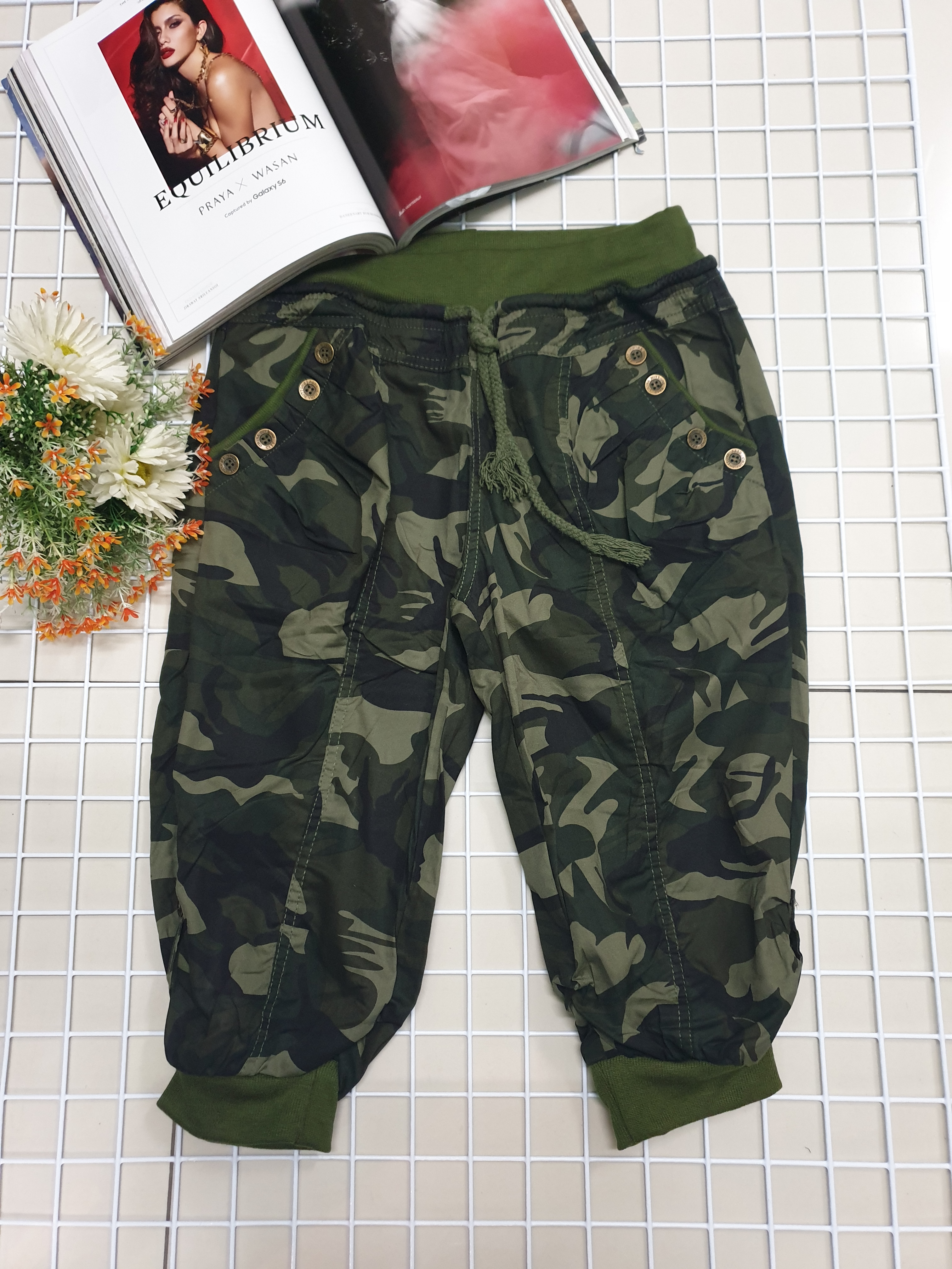กางเกงผู้หญิงขาสามส่วน จัมพ์ขา ฟรีไซร์ มีหลายลาย ใส่ได้ทุกโอกาส ขอบเอวเป็นยางยืดรอบตัว ใส่สบาย