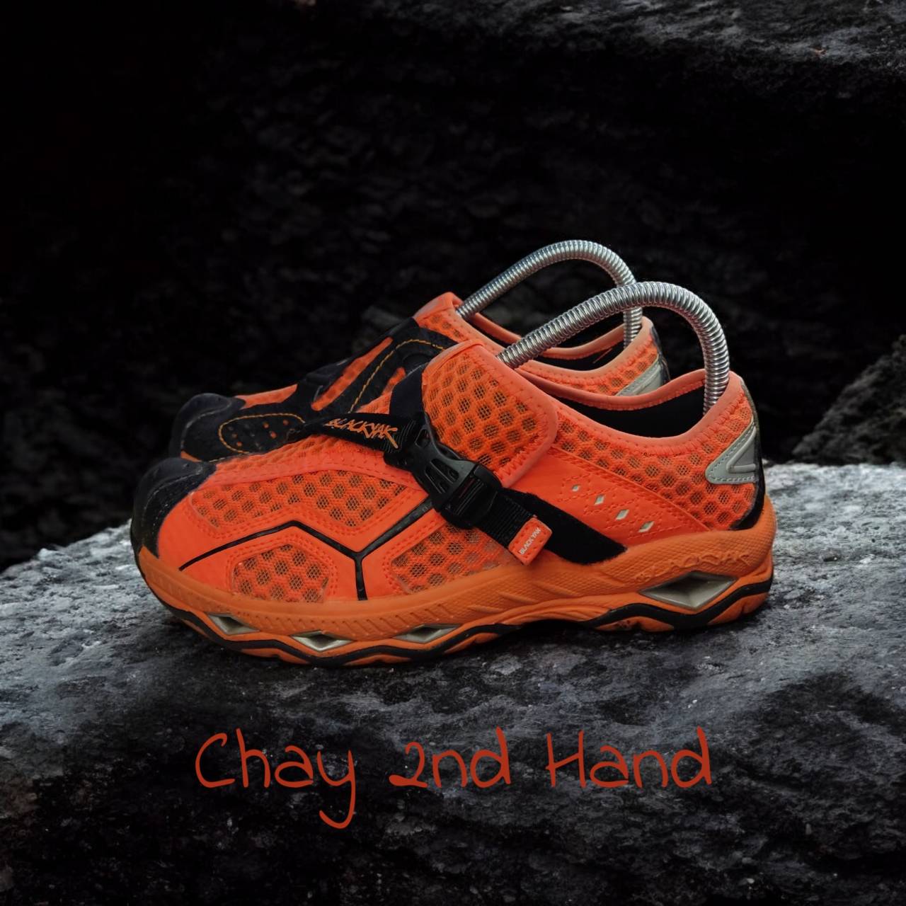 รองเท้ามือสอง SIZE#38.5 แบรนด์ดัง สภาพสวย ตรงปก SH385A07N246